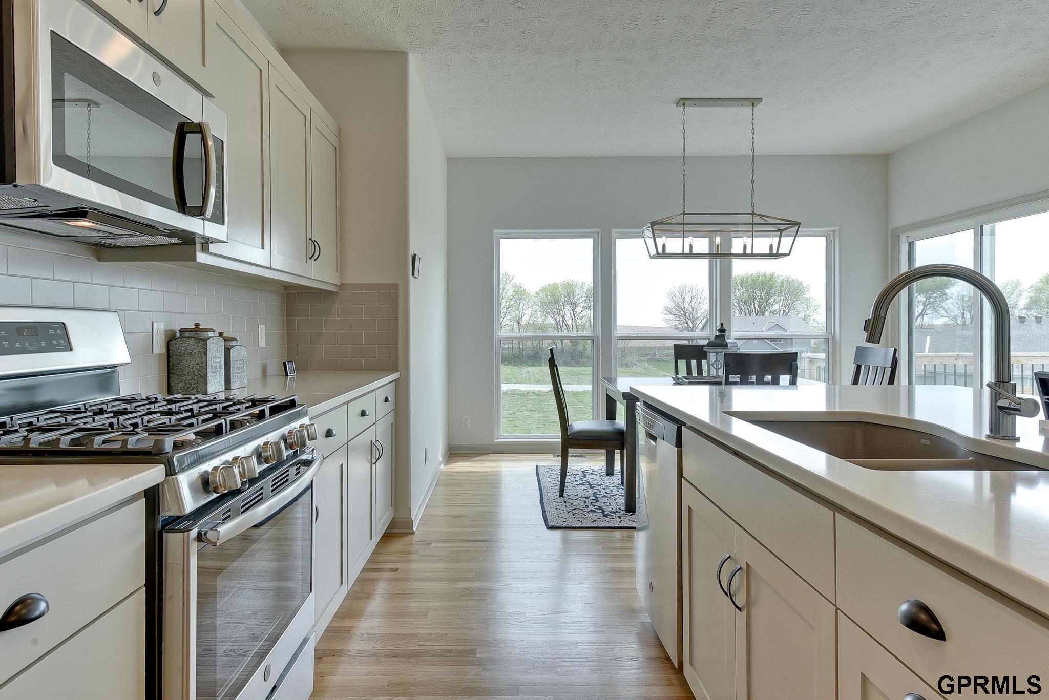 Elkhorn, Nebraska 68022, United States, 4 Bedrooms Bedrooms, ,3 BathroomsBathrooms,Residential,Active,23780