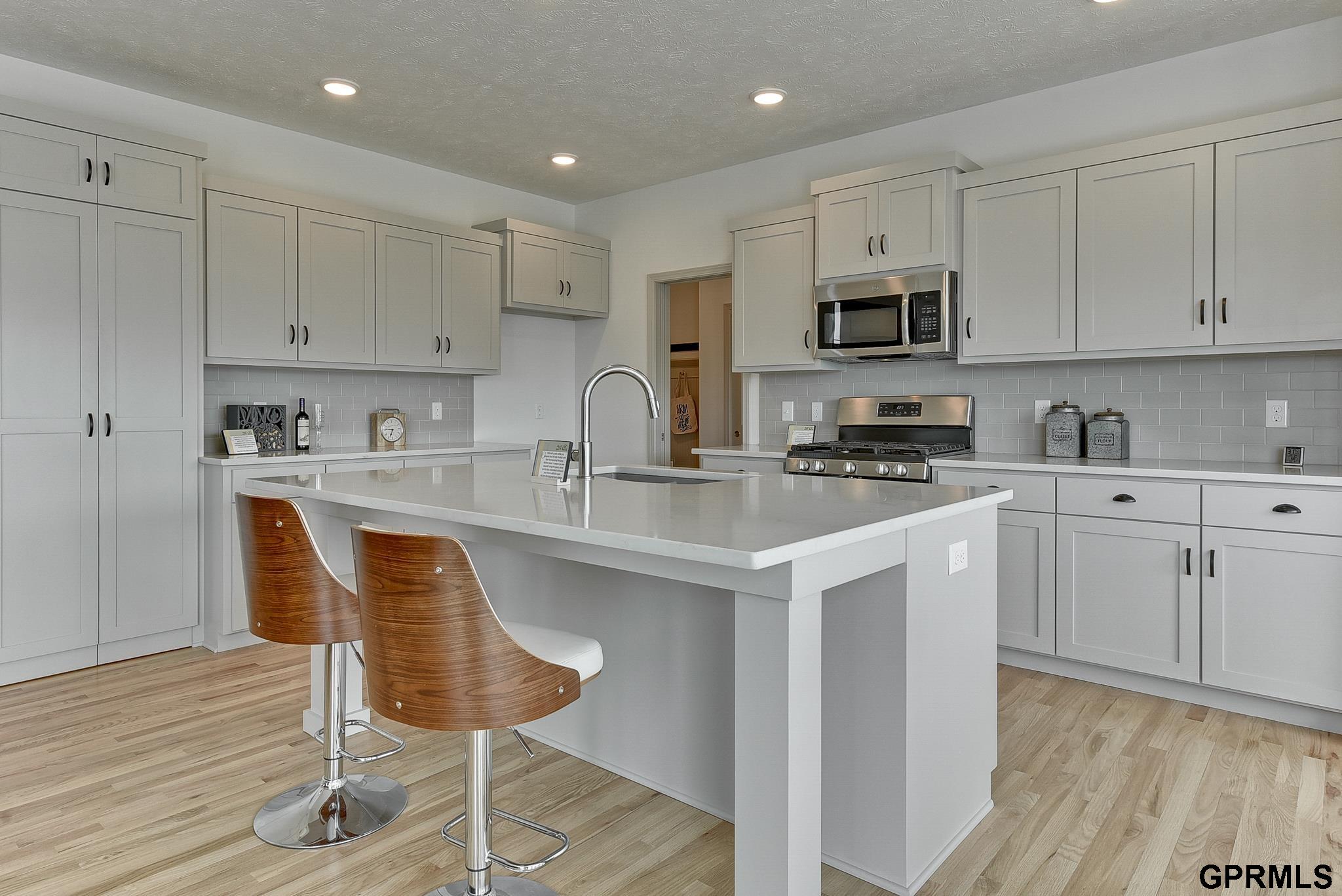 Elkhorn, Nebraska 68022, United States, 4 Bedrooms Bedrooms, ,3 BathroomsBathrooms,Residential,Active,23780