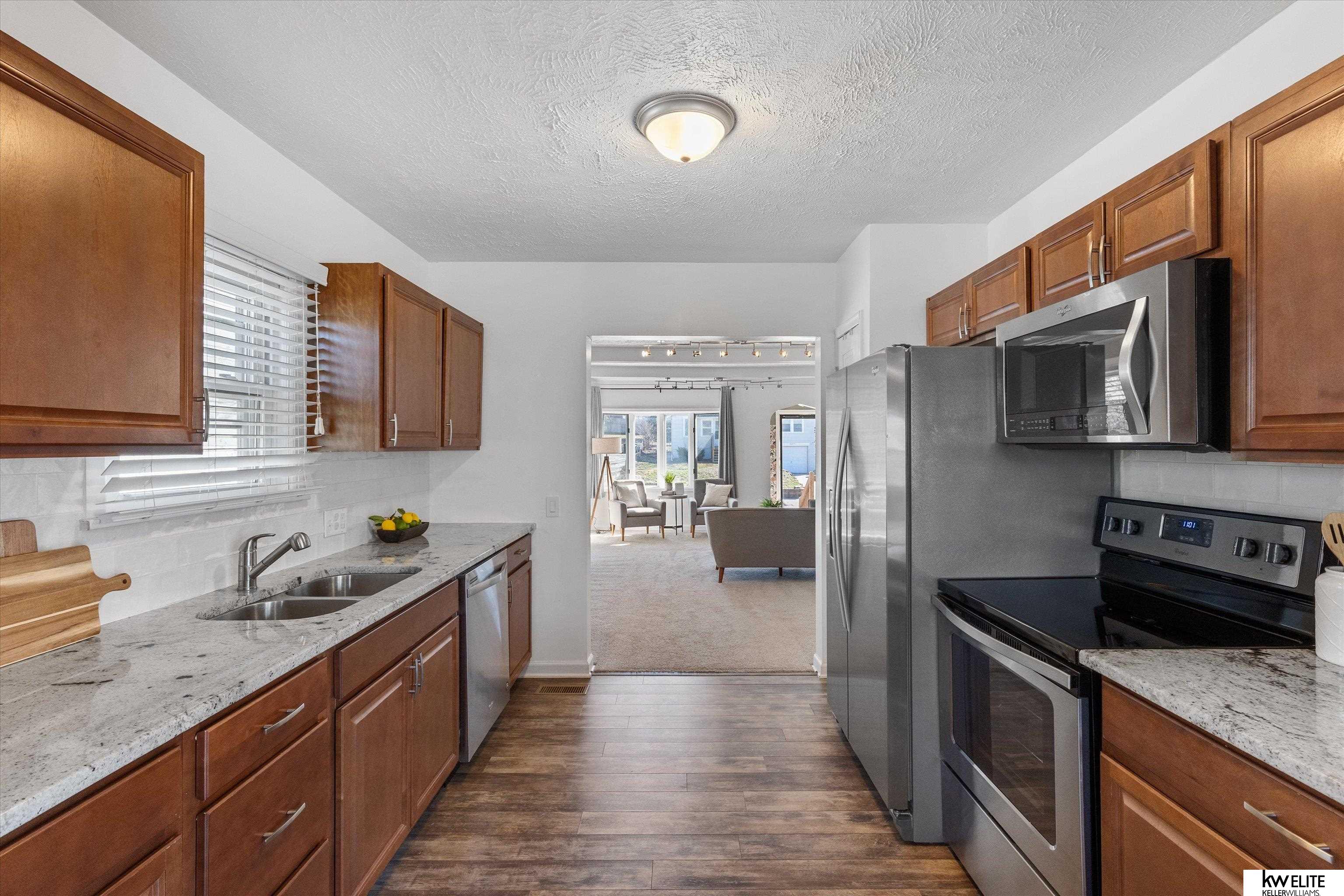 Omaha, Nebraska 68104, United States, 3 Bedrooms Bedrooms, ,2 BathroomsBathrooms,Residential,Active,97086