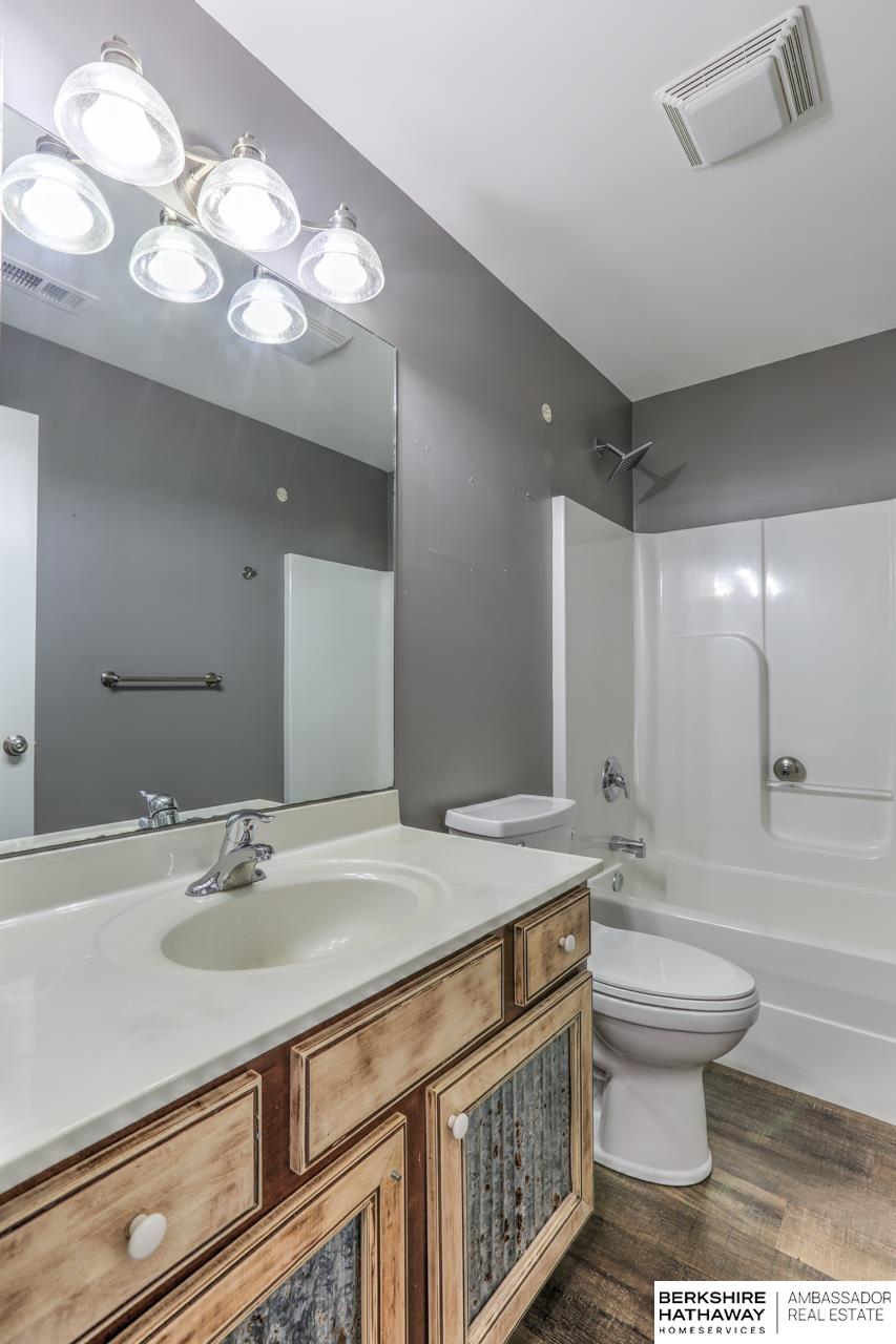 Waterloo, Nebraska 68069, United States, 3 Bedrooms Bedrooms, ,2 BathroomsBathrooms,Residential,Active,118358