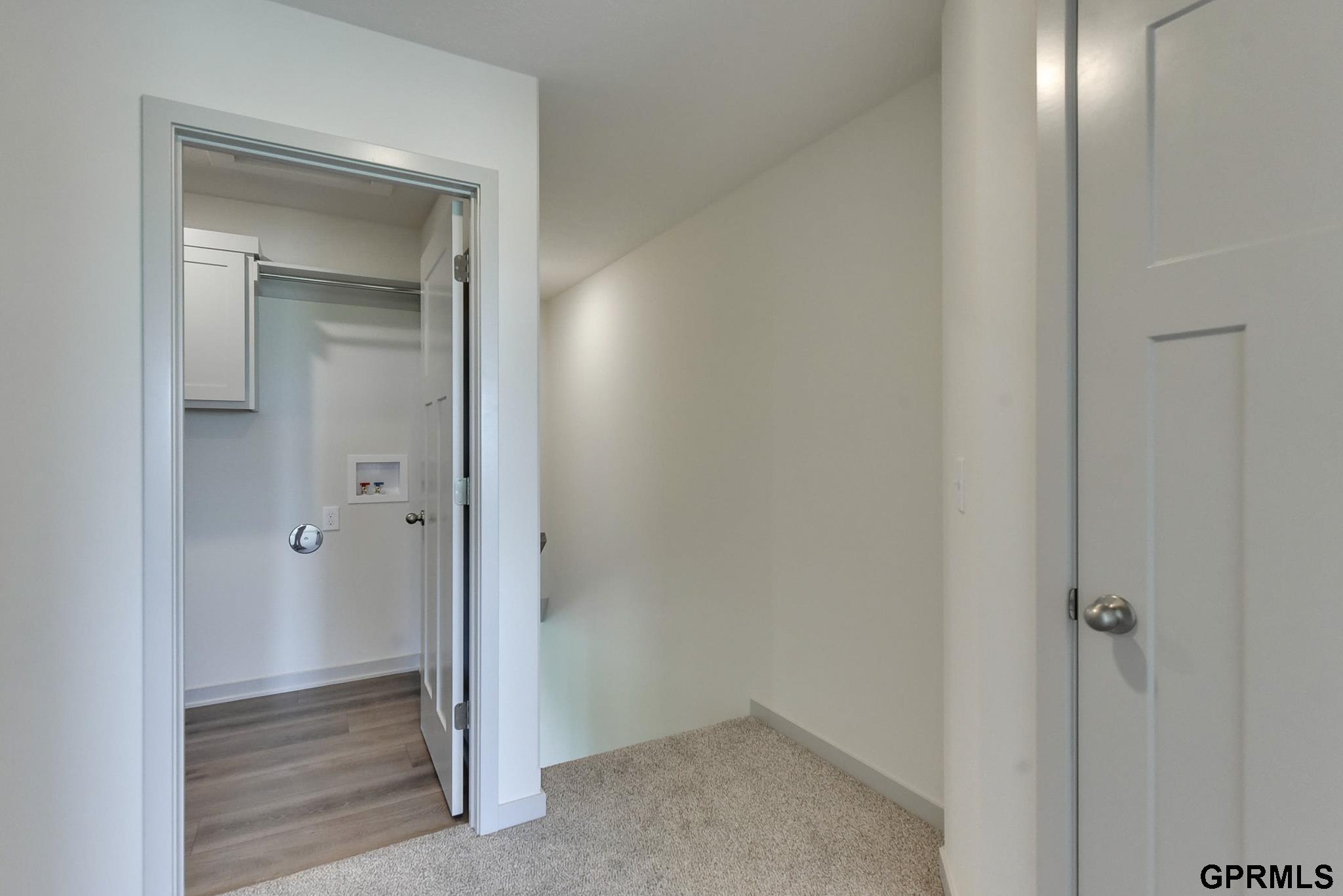 Elkhorn, Nebraska 68022, United States, 4 Bedrooms Bedrooms, ,4 BathroomsBathrooms,Residential,Active,23786