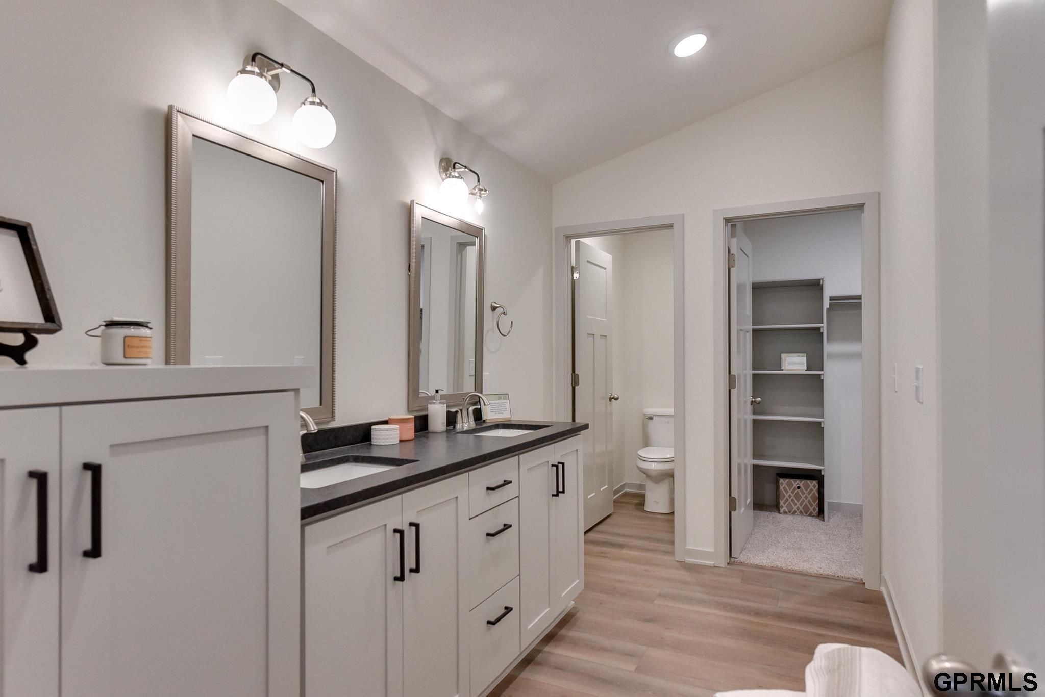 Elkhorn, Nebraska 68022, United States, 4 Bedrooms Bedrooms, ,4 BathroomsBathrooms,Residential,Active,23786