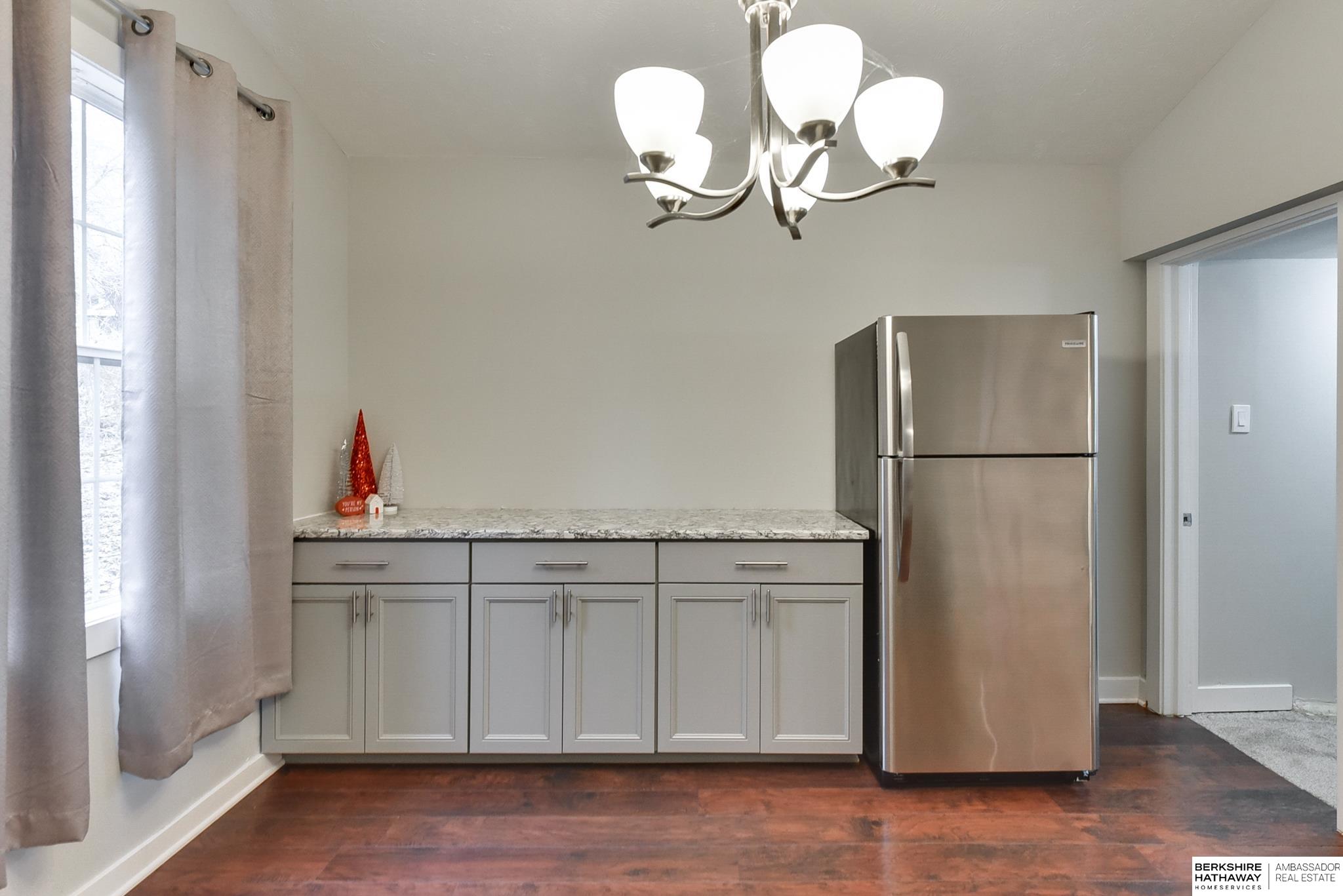 Omaha, Nebraska 68104, United States, 2 Bedrooms Bedrooms, ,1 BathroomBathrooms,Residential,Pending,80778