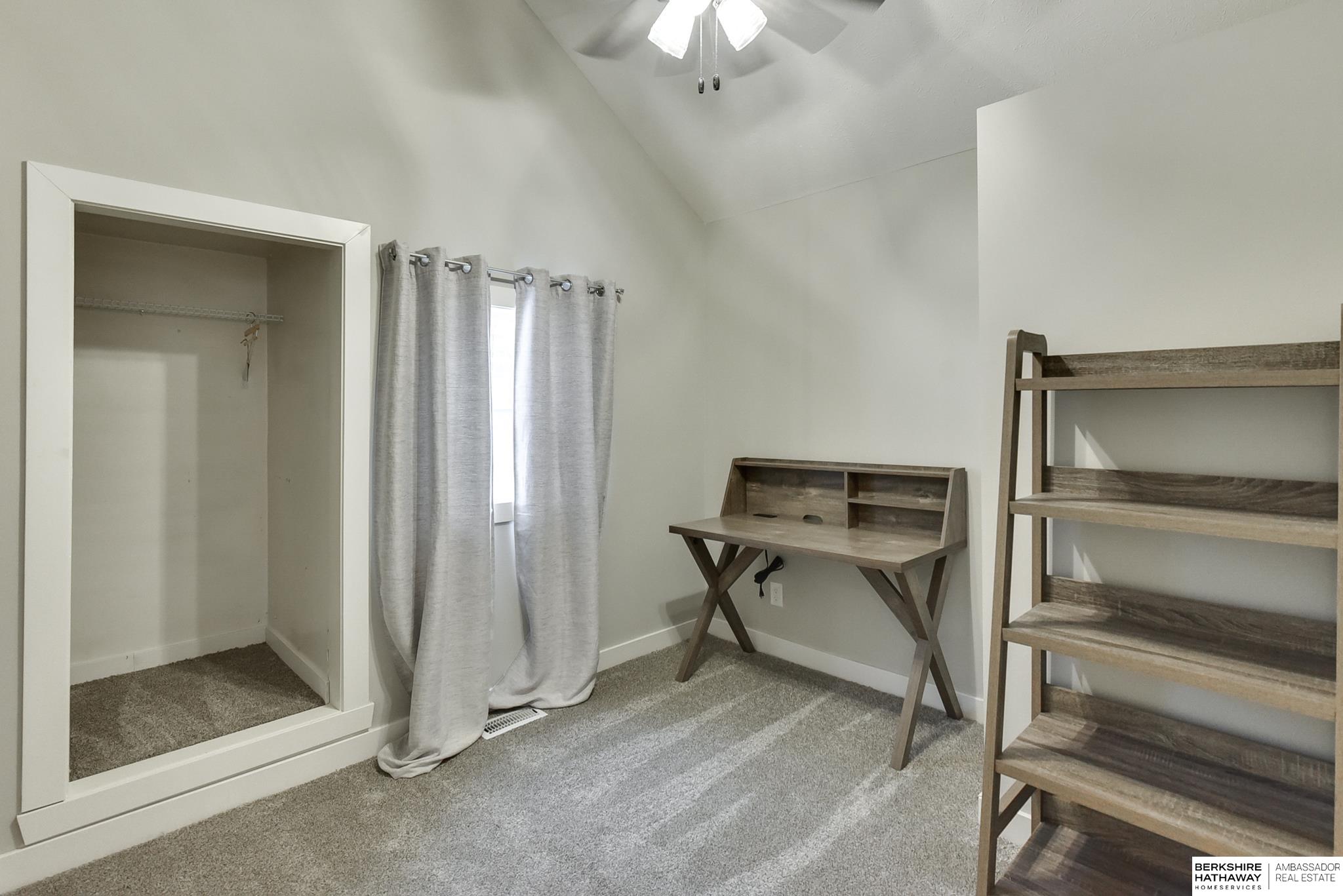 Omaha, Nebraska 68104, United States, 2 Bedrooms Bedrooms, ,1 BathroomBathrooms,Residential,Pending,80778