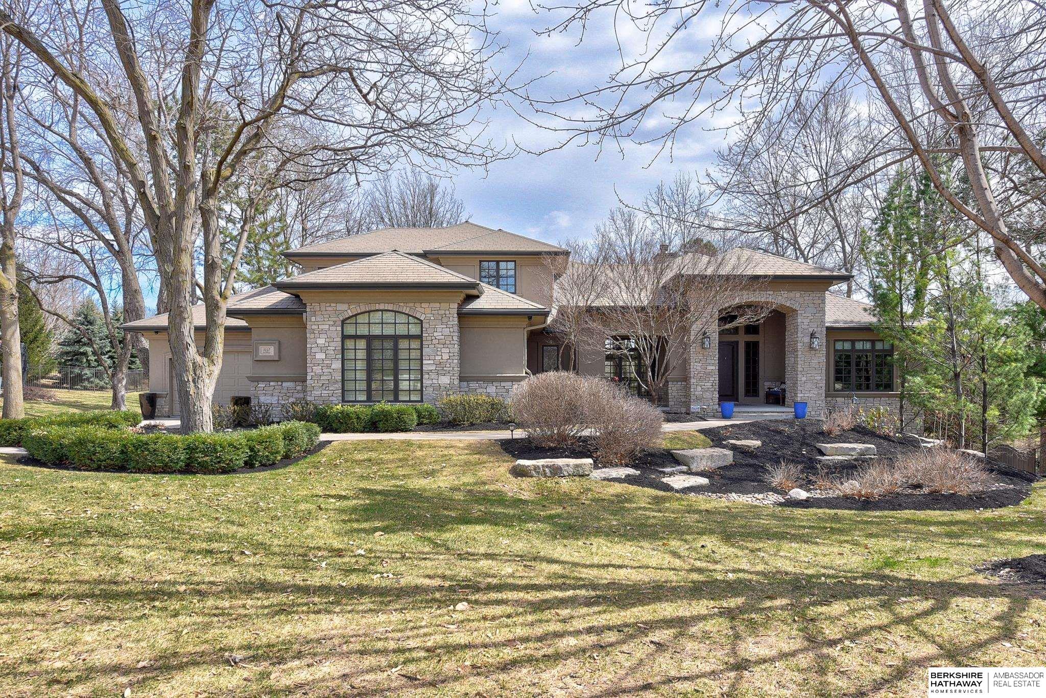 Omaha, Nebraska 68130, United States, 6 Bedrooms Bedrooms, ,7 BathroomsBathrooms,Residential,Active,93664