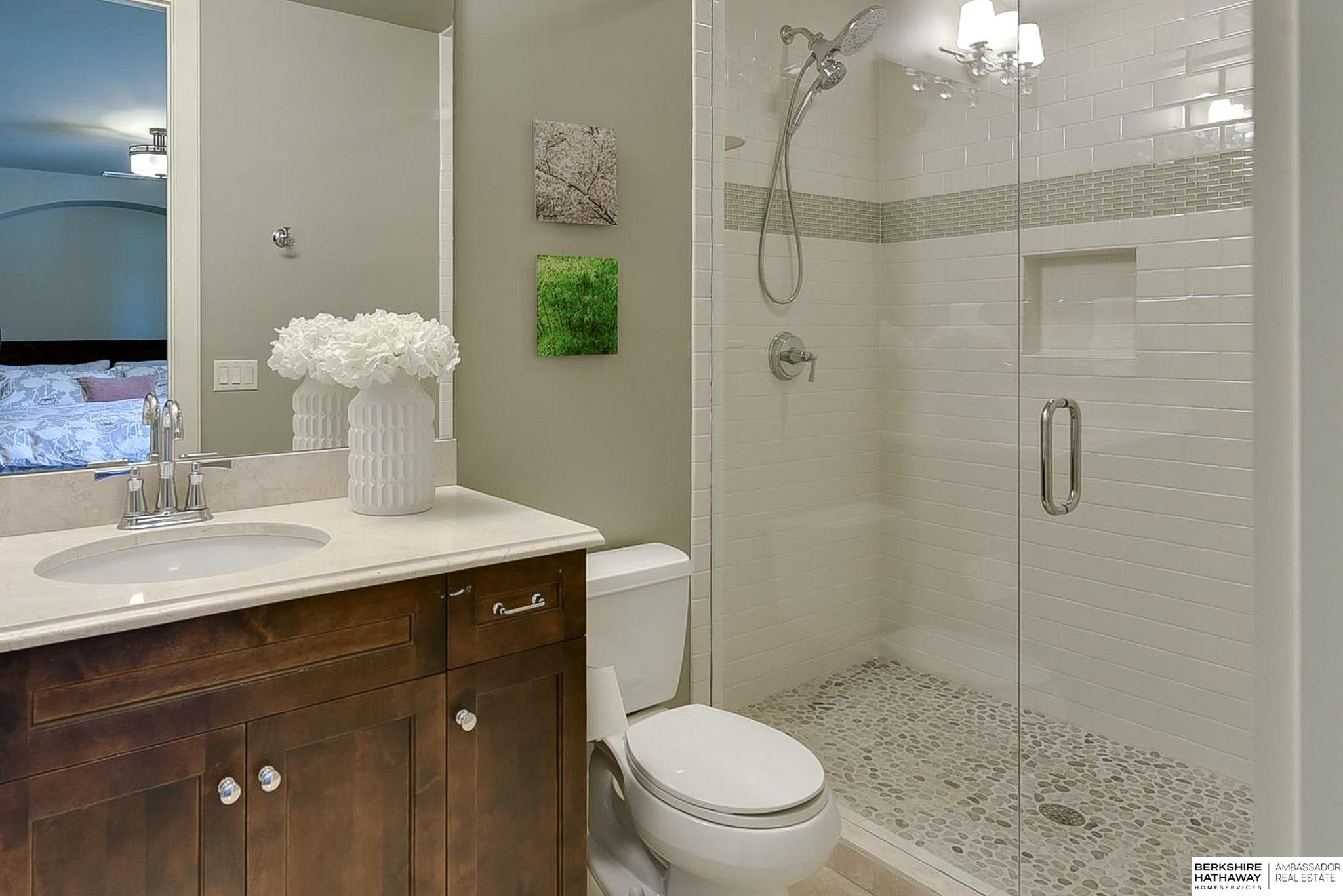 Omaha, Nebraska 68130, United States, 6 Bedrooms Bedrooms, ,7 BathroomsBathrooms,Residential,Active,93664