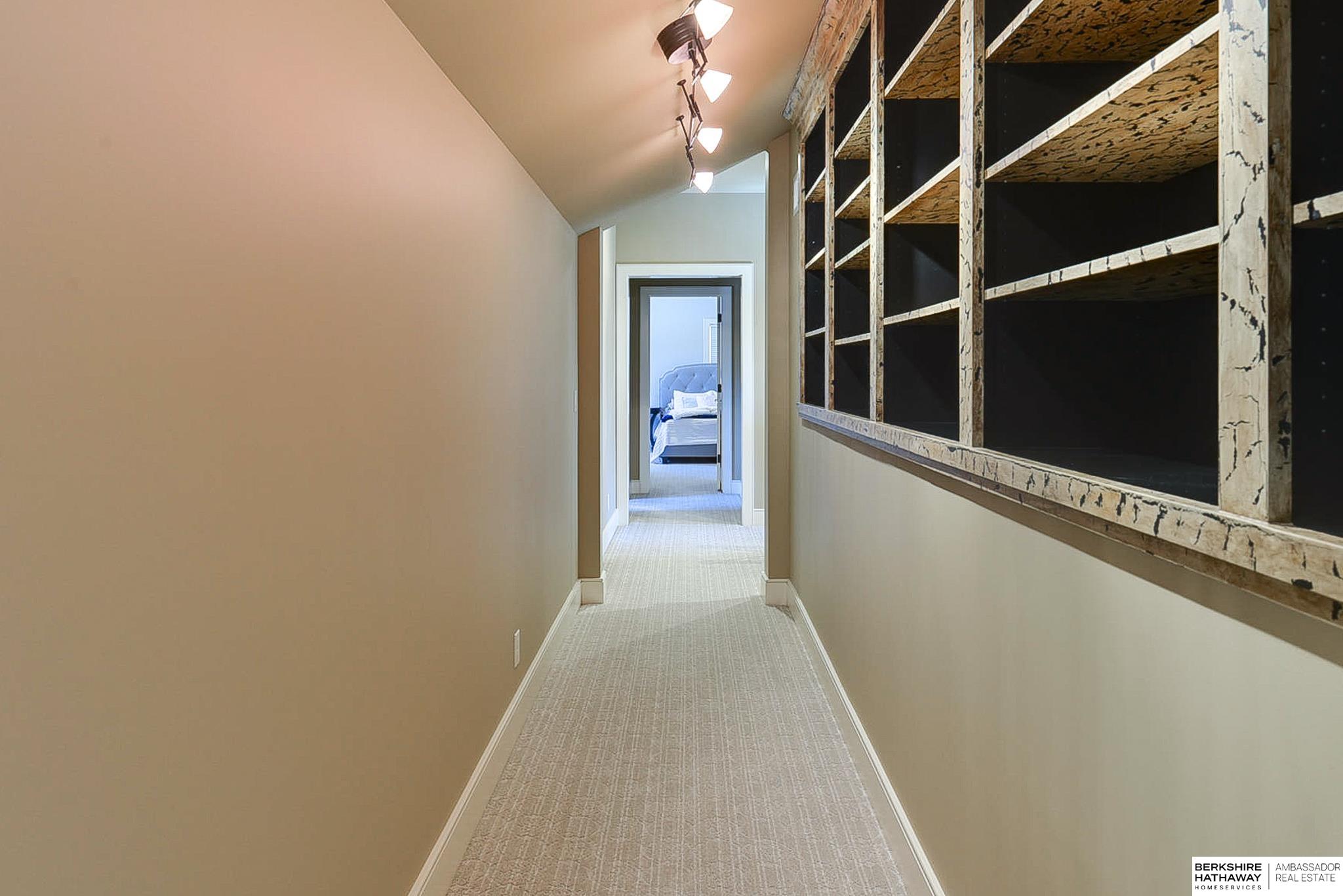 Omaha, Nebraska 68130, United States, 6 Bedrooms Bedrooms, ,7 BathroomsBathrooms,Residential,Active,93664