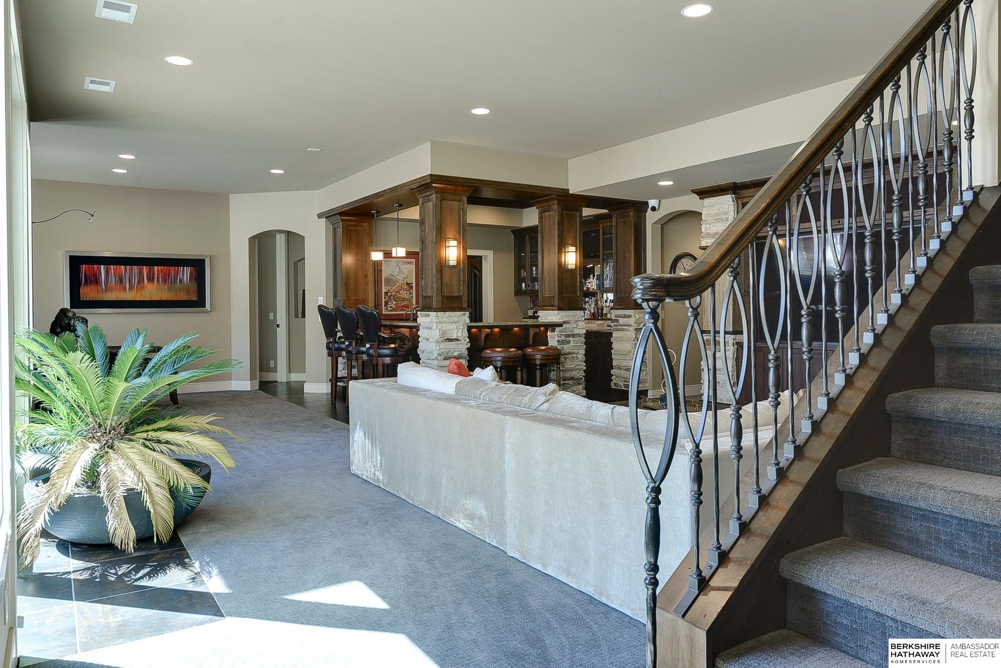 Omaha, Nebraska 68130, United States, 6 Bedrooms Bedrooms, ,7 BathroomsBathrooms,Residential,Active,93664