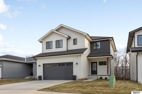 MLS: 22505546