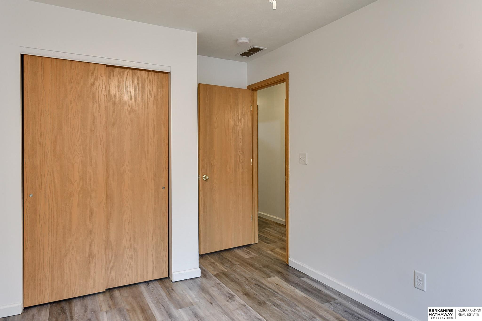 Bellevue, Nebraska 68005, United States, 3 Bedrooms Bedrooms, ,1 BathroomBathrooms,Residential,Pending,28135