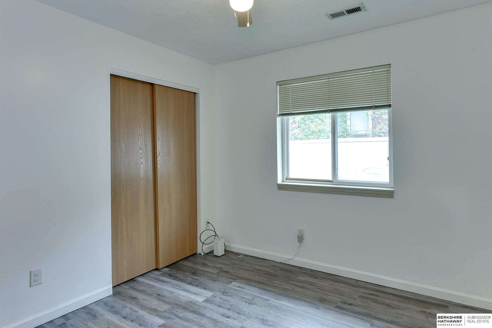 Bellevue, Nebraska 68005, United States, 3 Bedrooms Bedrooms, ,1 BathroomBathrooms,Residential,Pending,28135