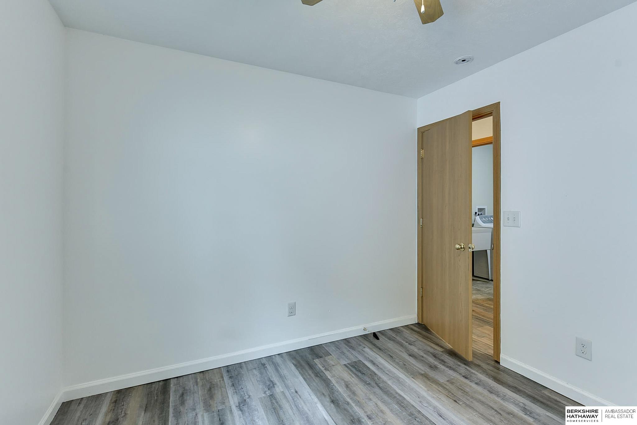 Bellevue, Nebraska 68005, United States, 3 Bedrooms Bedrooms, ,1 BathroomBathrooms,Residential,Pending,28135