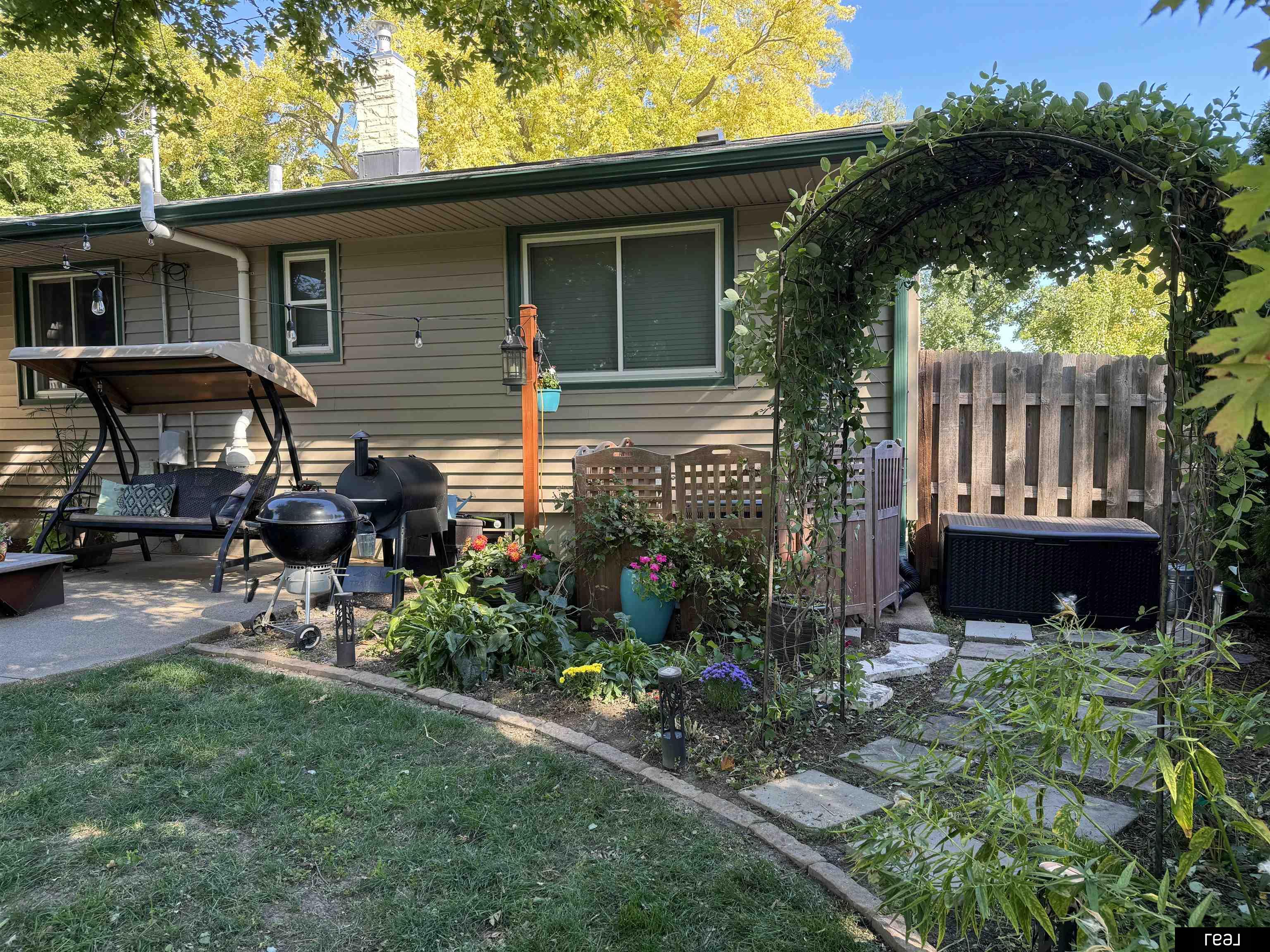 Omaha, Nebraska 68132, United States, 4 Bedrooms Bedrooms, ,3 BathroomsBathrooms,Residential,Pending,78758