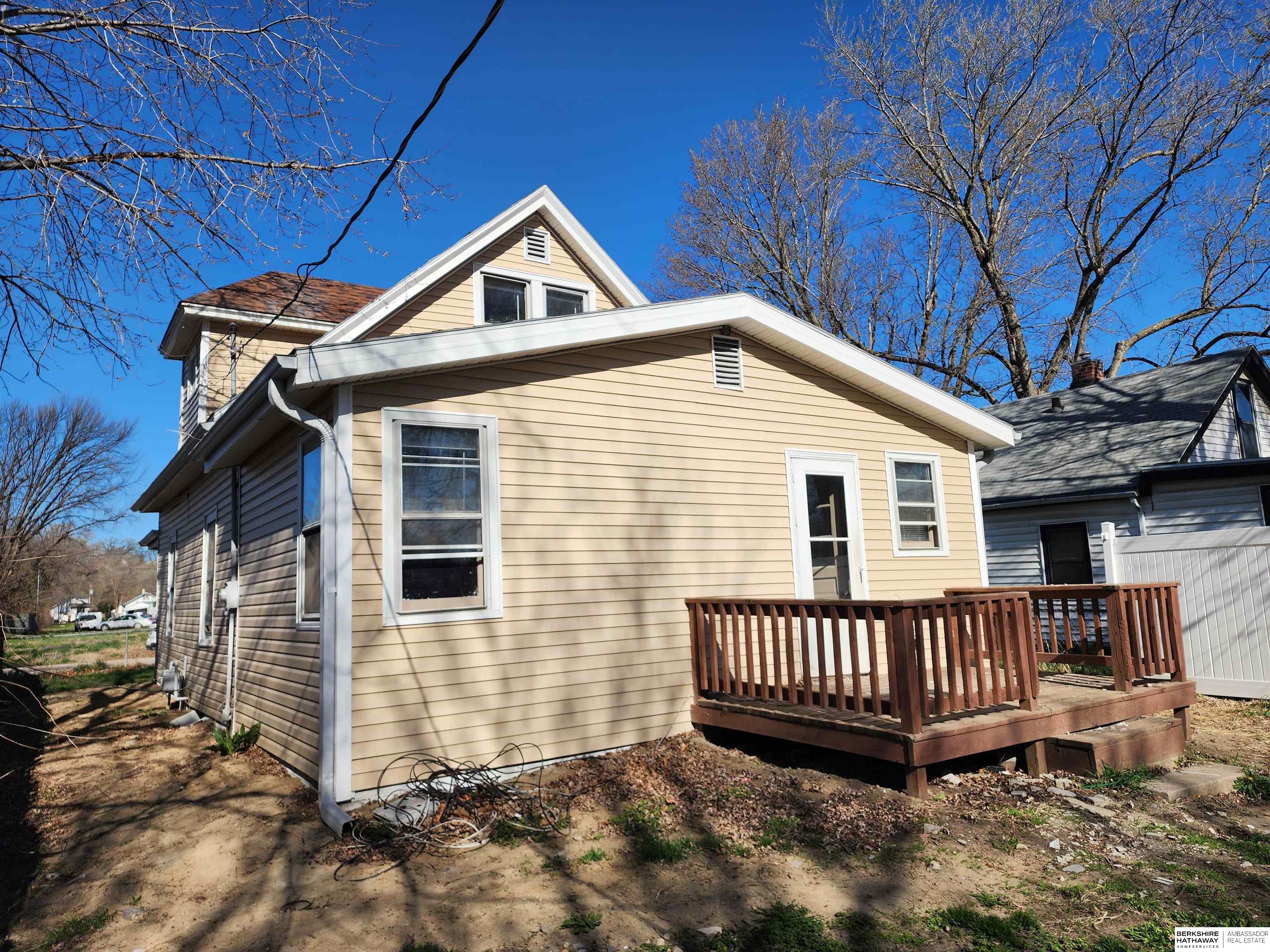 Omaha, Nebraska 68110, United States, 3 Bedrooms Bedrooms, ,1 BathroomBathrooms,Residential,Active,44594