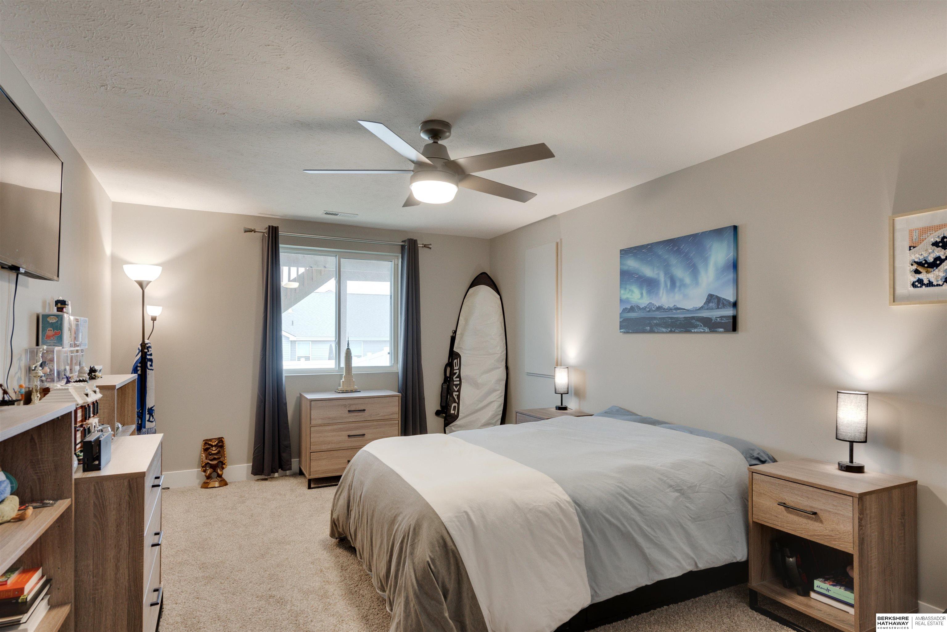 Omaha, Nebraska 68136, United States, 4 Bedrooms Bedrooms, ,3 BathroomsBathrooms,Residential,Pending,101126