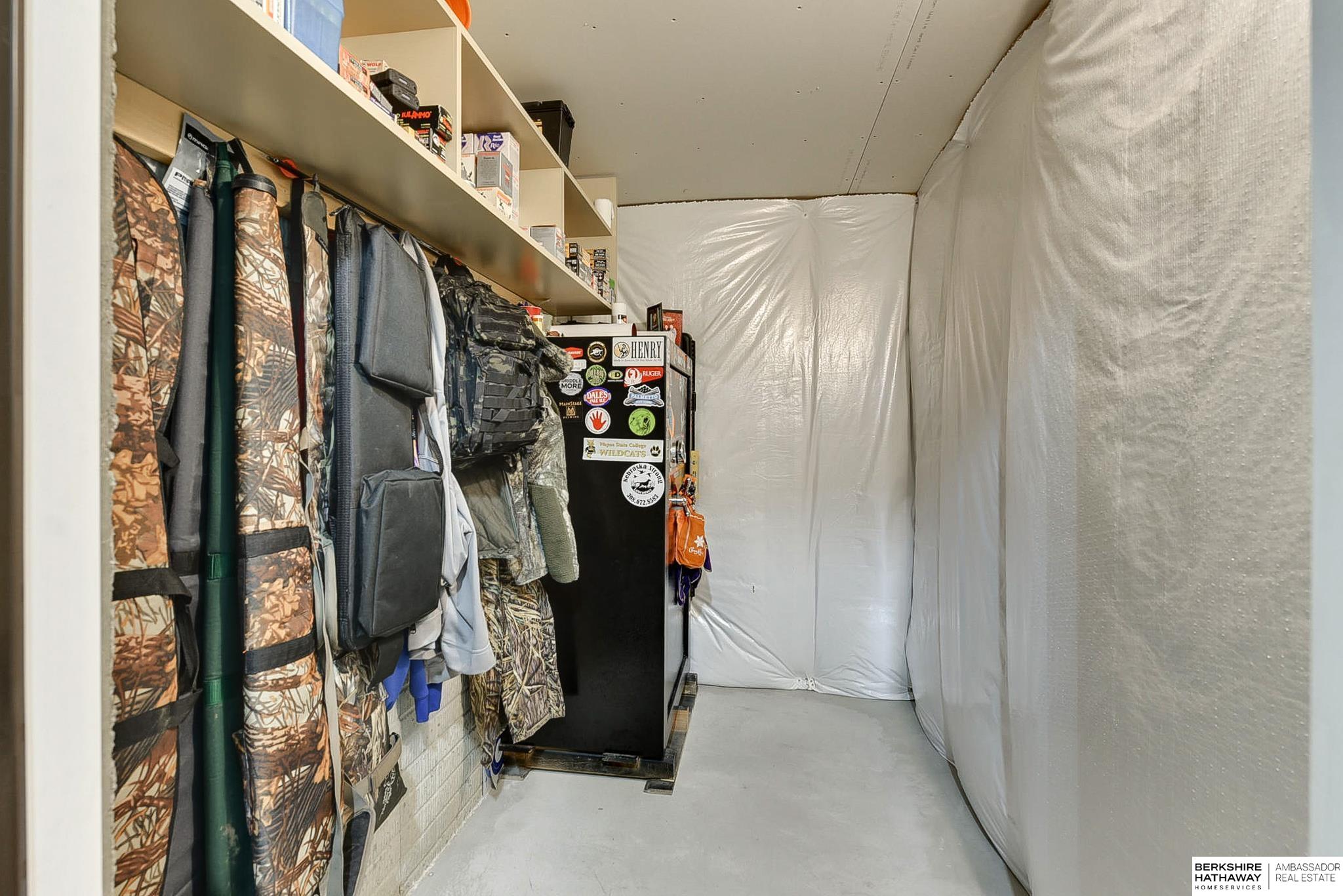 Louisville, Nebraska 68037, United States, 3 Bedrooms Bedrooms, ,3 BathroomsBathrooms,Residential,Active,97963