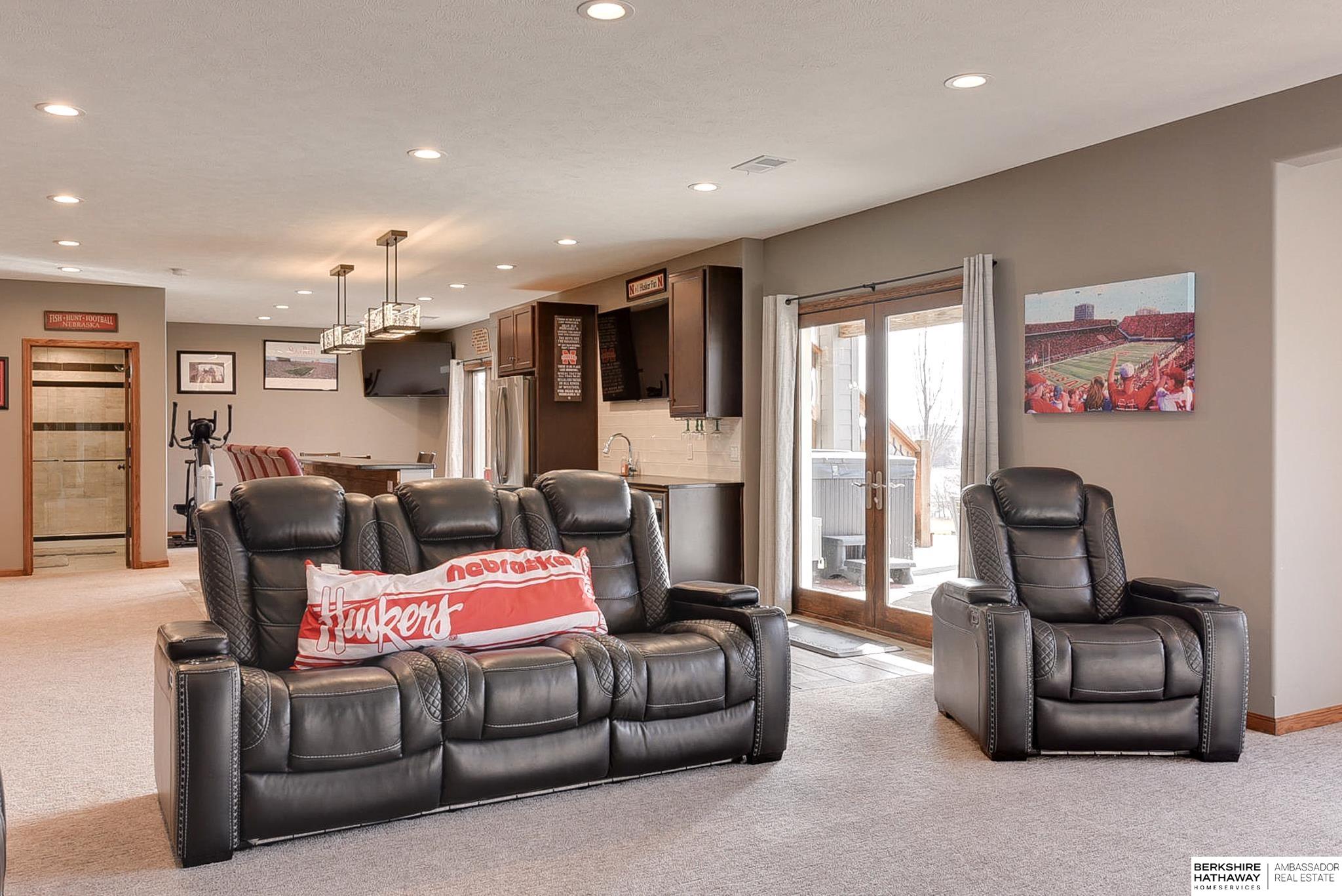 Louisville, Nebraska 68037, United States, 3 Bedrooms Bedrooms, ,3 BathroomsBathrooms,Residential,Active,97963