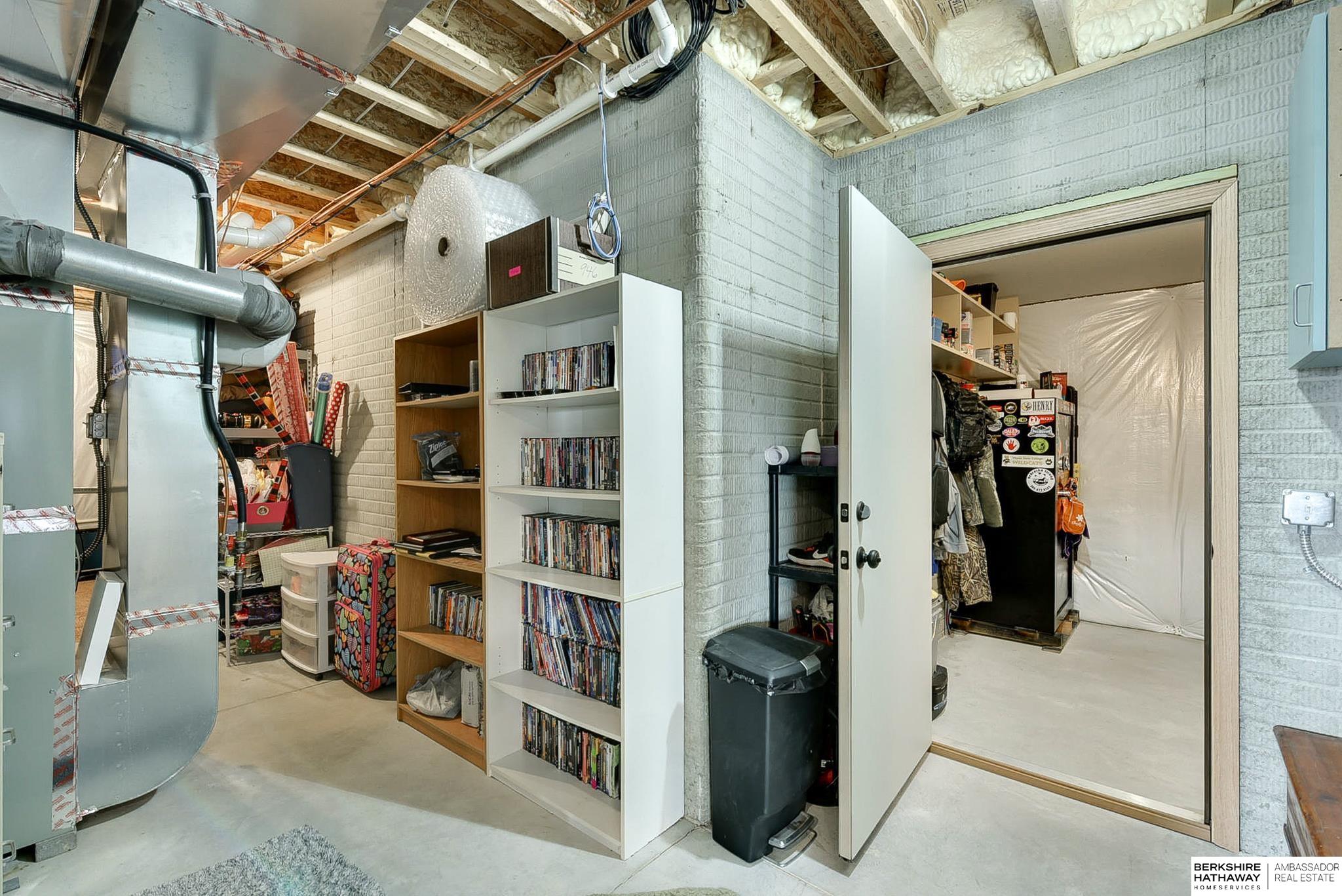 Louisville, Nebraska 68037, United States, 3 Bedrooms Bedrooms, ,3 BathroomsBathrooms,Residential,Active,97963