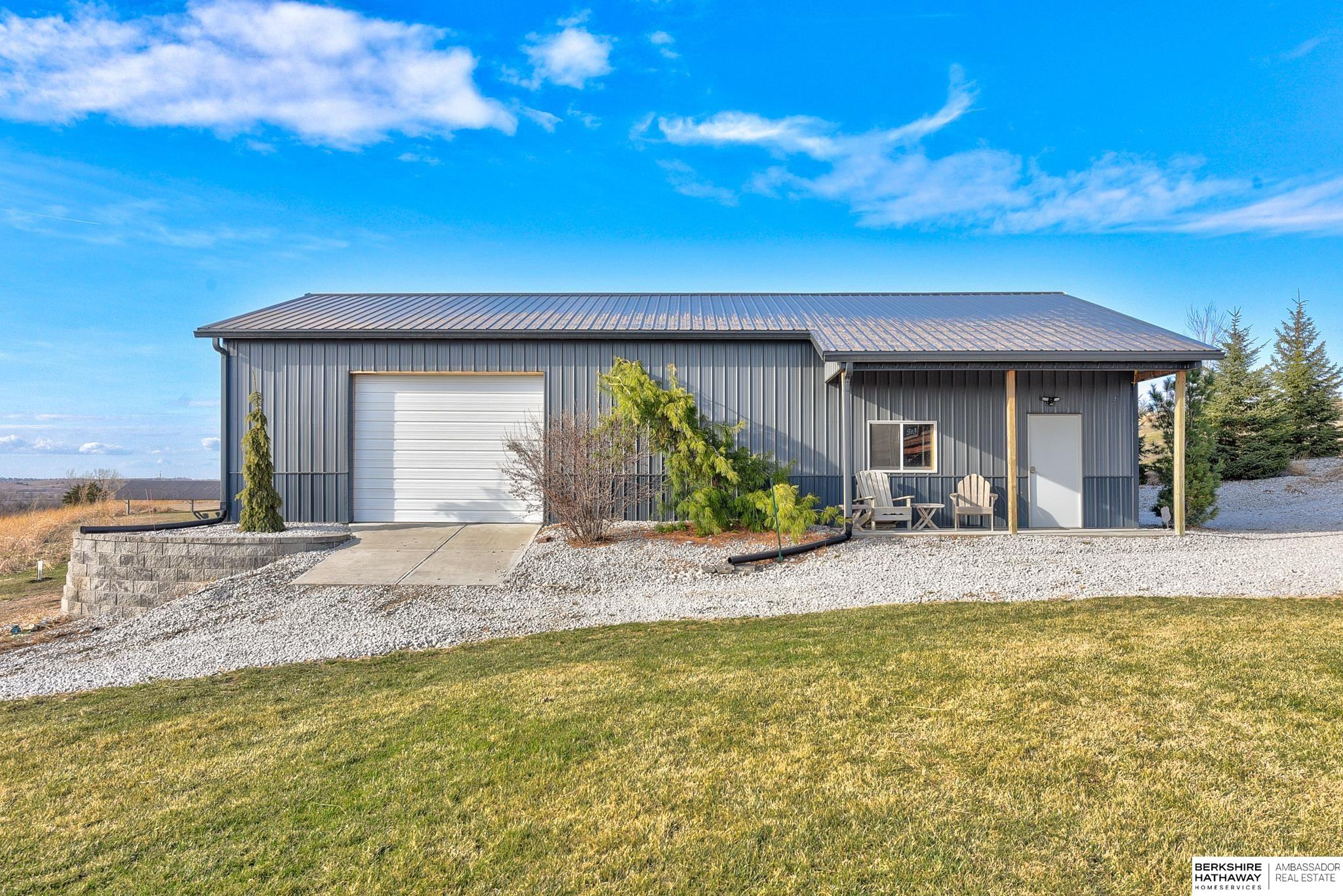 Louisville, Nebraska 68037, United States, 3 Bedrooms Bedrooms, ,3 BathroomsBathrooms,Residential,Active,97963