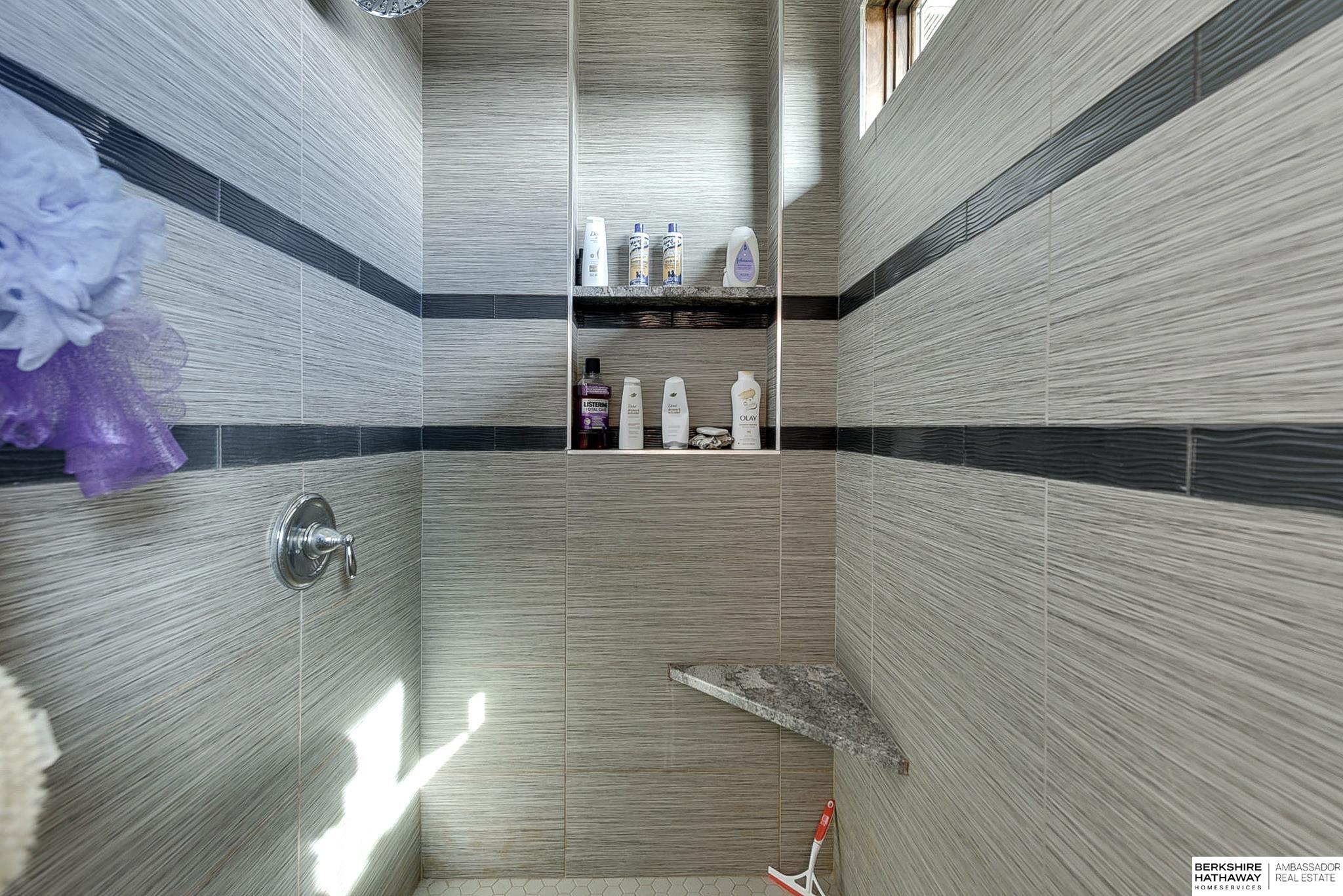 Louisville, Nebraska 68037, United States, 3 Bedrooms Bedrooms, ,3 BathroomsBathrooms,Residential,Active,97963