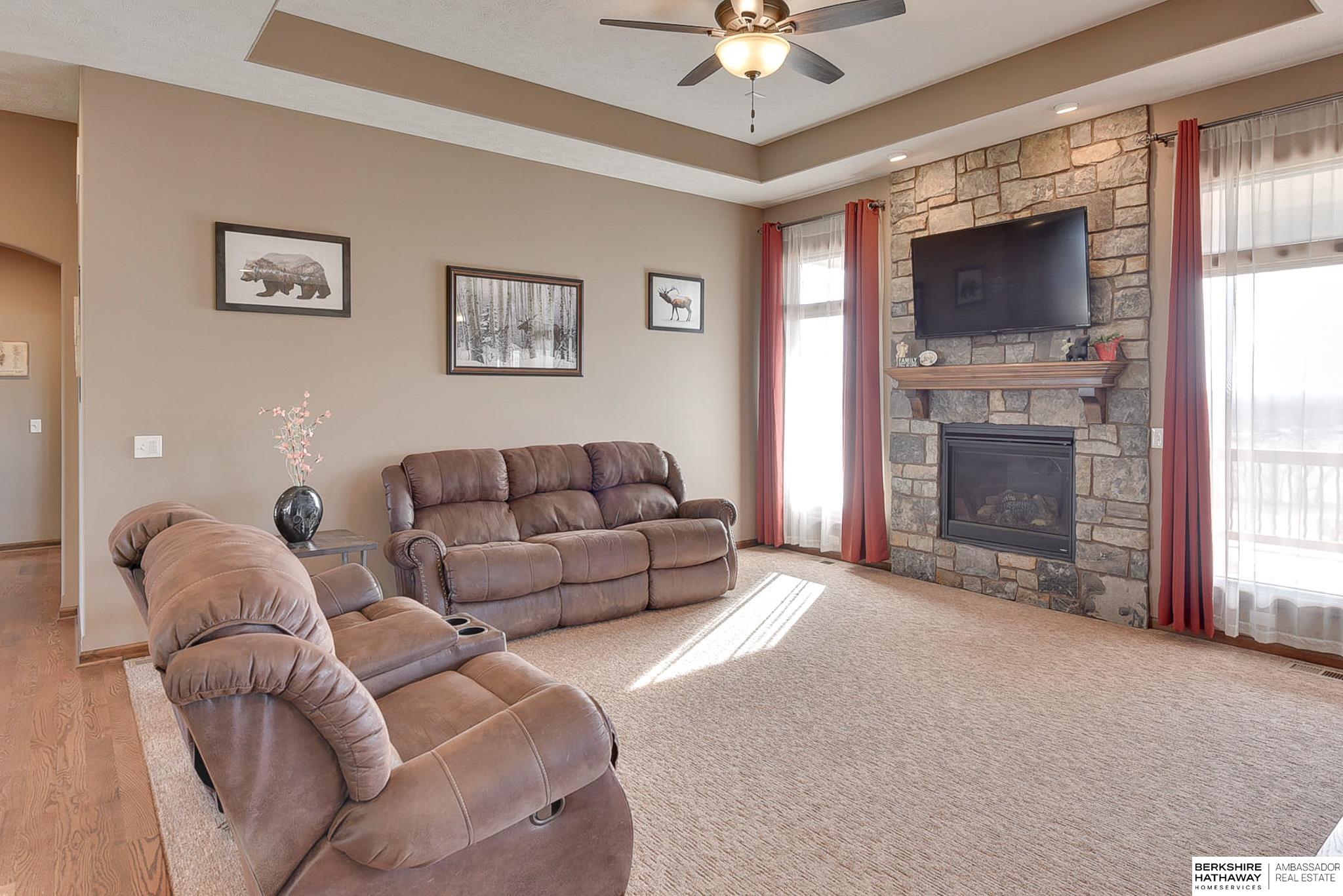 Louisville, Nebraska 68037, United States, 3 Bedrooms Bedrooms, ,3 BathroomsBathrooms,Residential,Active,97963