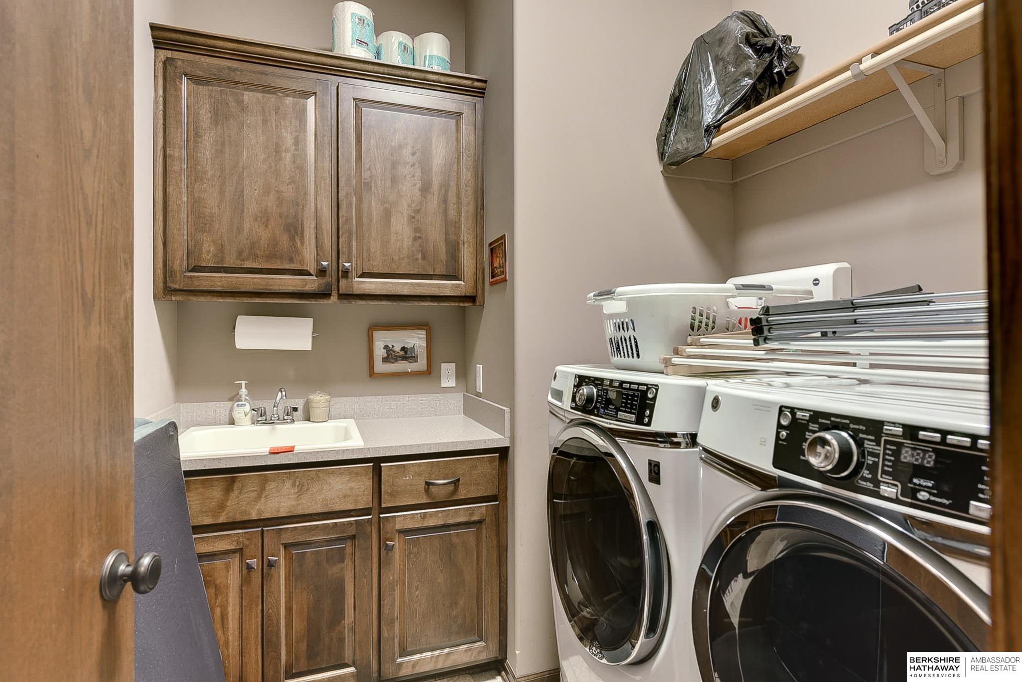 Louisville, Nebraska 68037, United States, 3 Bedrooms Bedrooms, ,3 BathroomsBathrooms,Residential,Active,97963