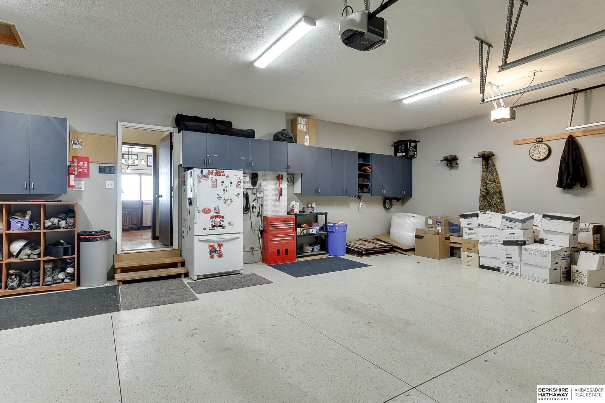 Louisville, Nebraska 68037, United States, 3 Bedrooms Bedrooms, ,3 BathroomsBathrooms,Residential,Active,97963