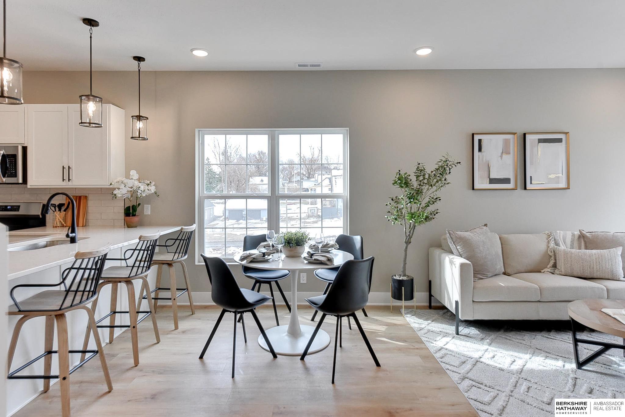 Omaha, Nebraska 68108, United States, 3 Bedrooms Bedrooms, ,4 BathroomsBathrooms,Residential,Active,94882