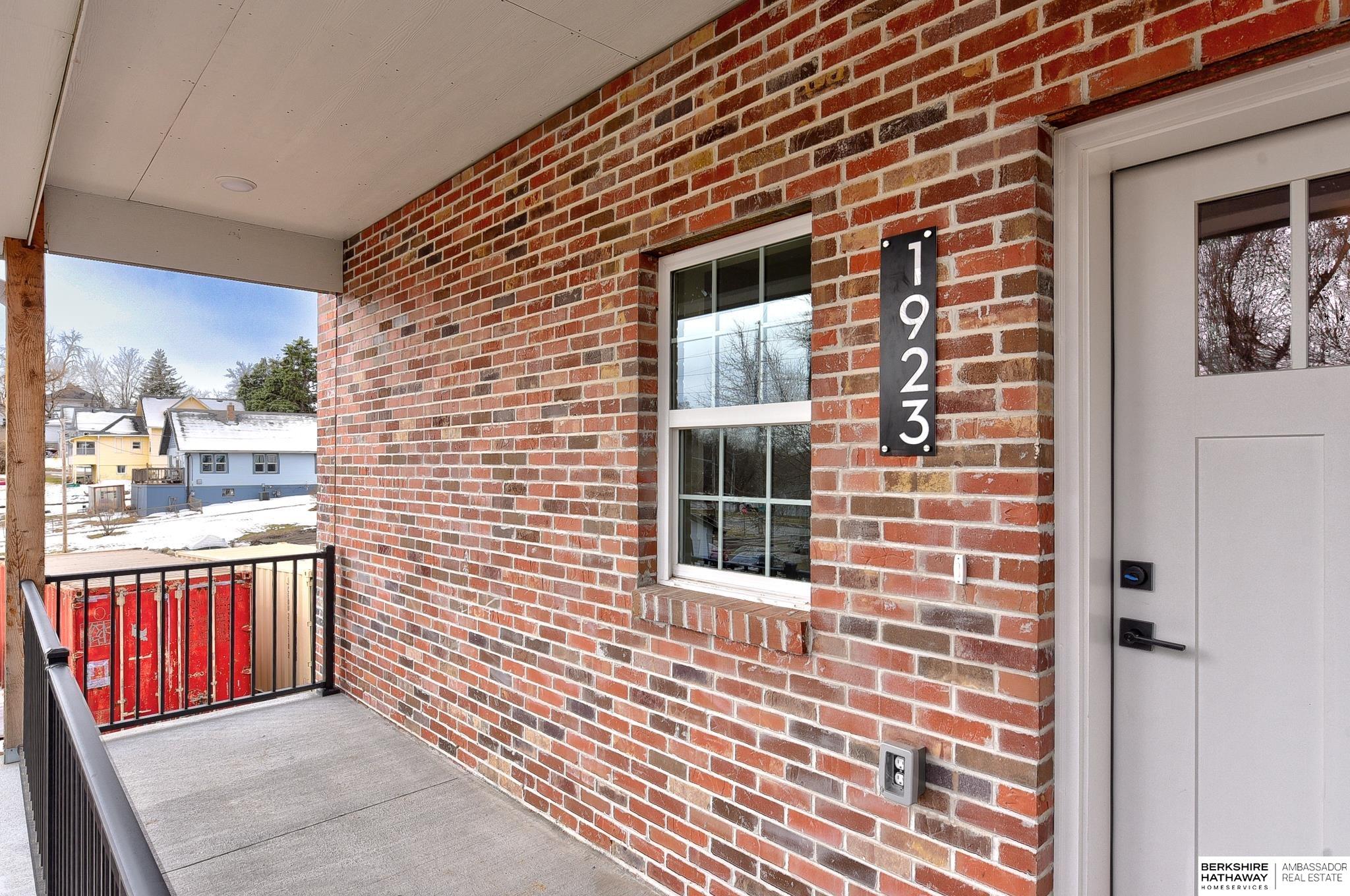 Omaha, Nebraska 68108, United States, 3 Bedrooms Bedrooms, ,4 BathroomsBathrooms,Residential,Active,94882