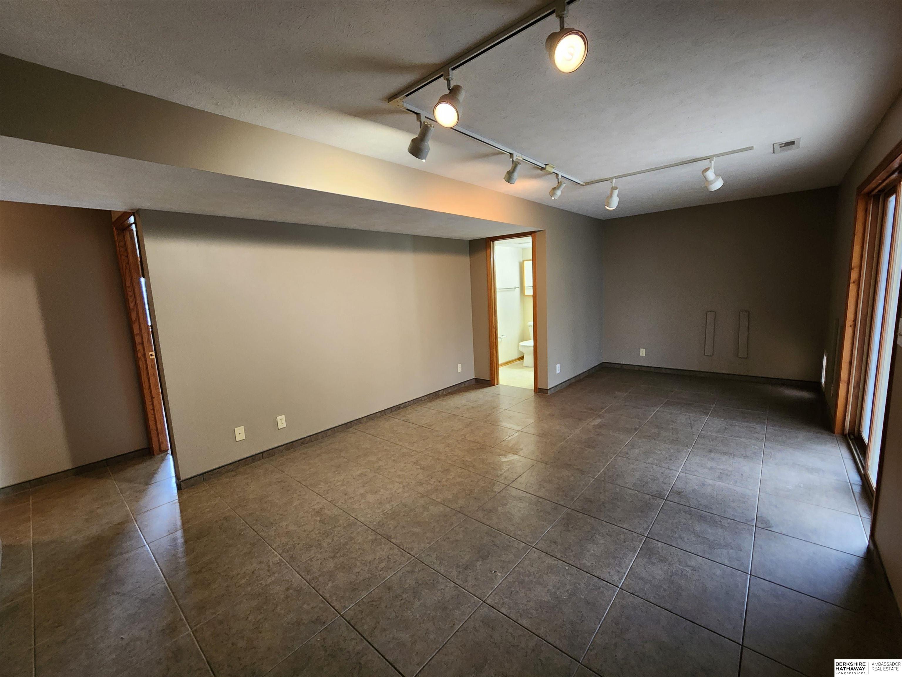 Plattsmouth, Nebraska 68048, United States, 4 Bedrooms Bedrooms, ,3 BathroomsBathrooms,Residential,Pending,100691