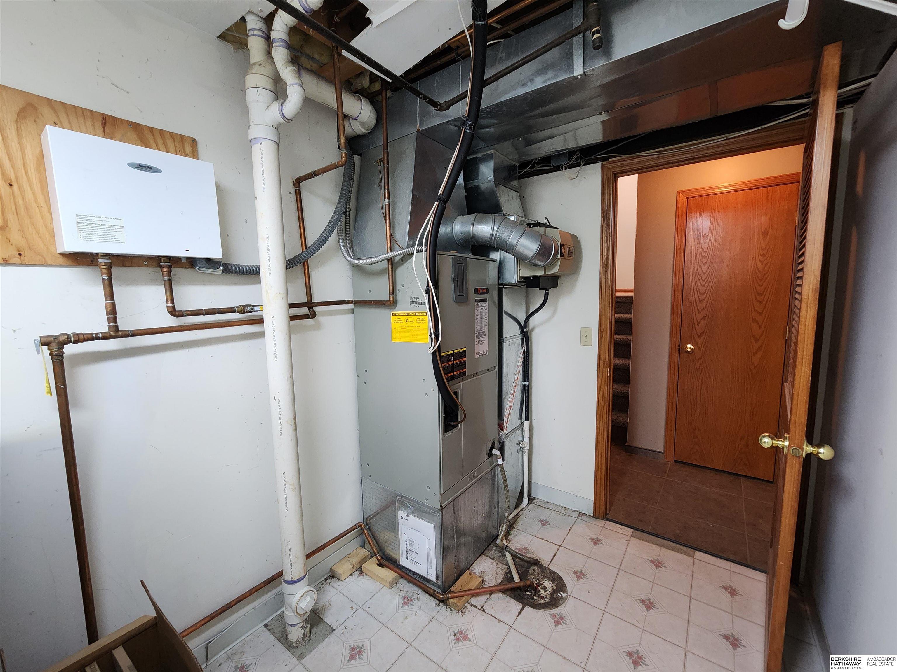 Plattsmouth, Nebraska 68048, United States, 4 Bedrooms Bedrooms, ,3 BathroomsBathrooms,Residential,Pending,100691