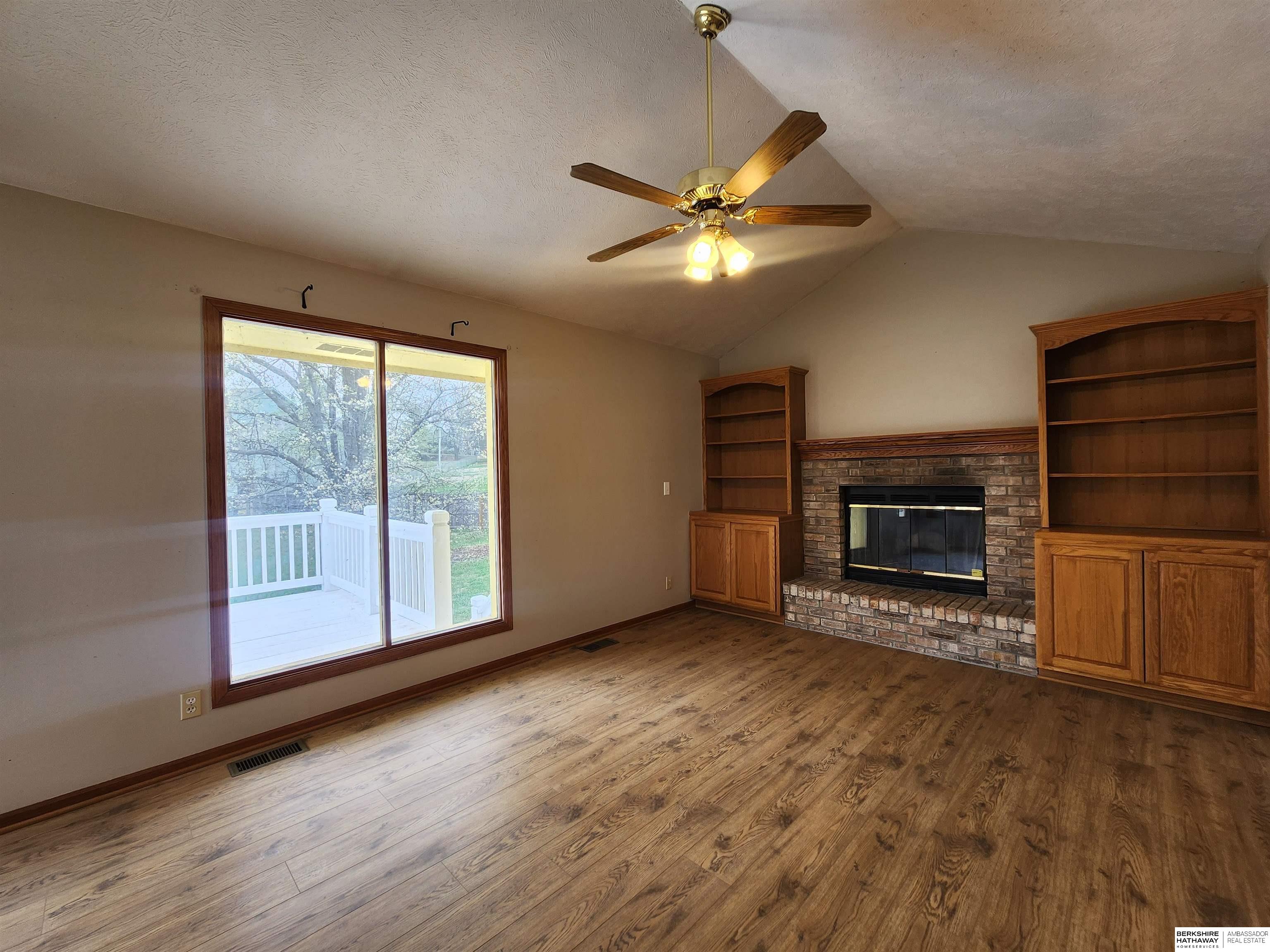 Plattsmouth, Nebraska 68048, United States, 4 Bedrooms Bedrooms, ,3 BathroomsBathrooms,Residential,Pending,100691