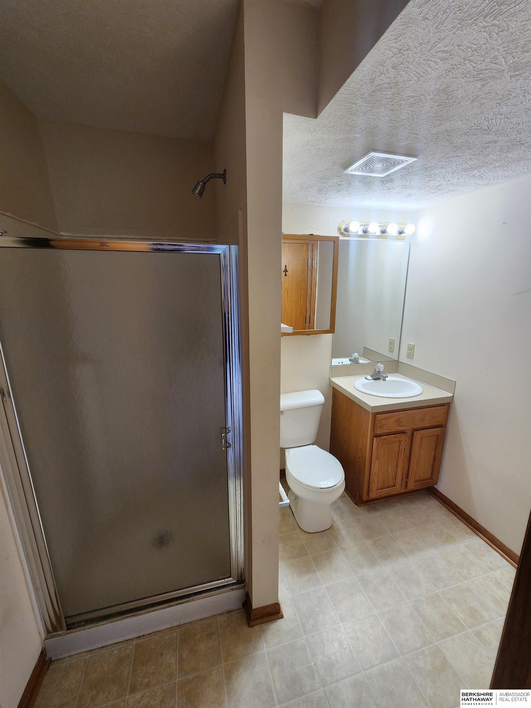 Plattsmouth, Nebraska 68048, United States, 4 Bedrooms Bedrooms, ,3 BathroomsBathrooms,Residential,Pending,100691