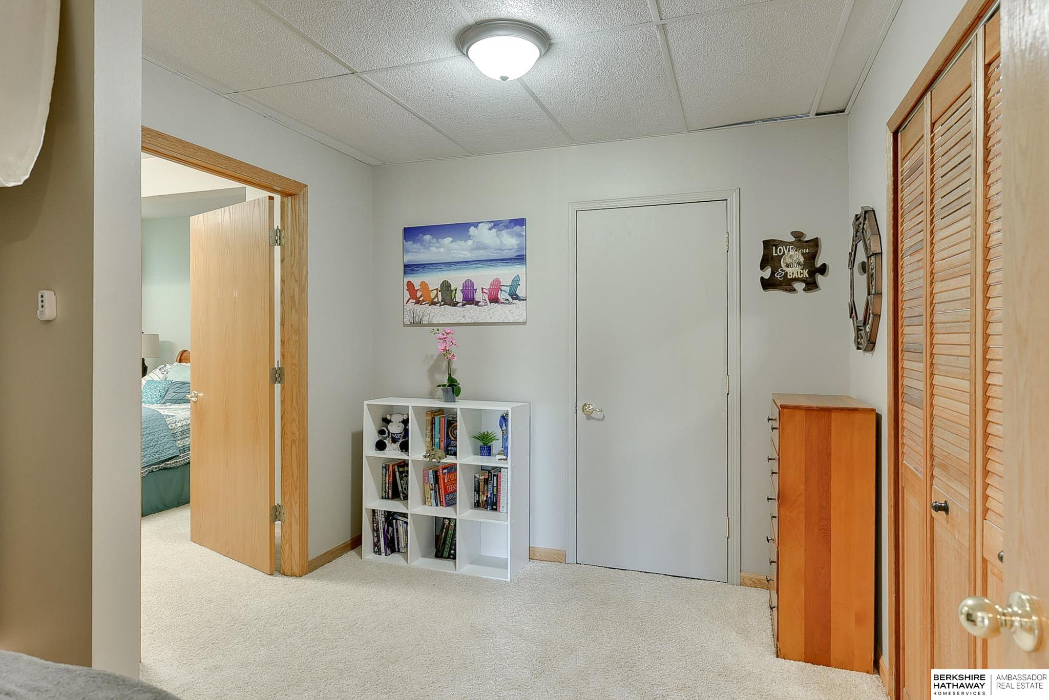 Omaha, Nebraska 68136, United States, 3 Bedrooms Bedrooms, ,3 BathroomsBathrooms,Residential,Active,98334