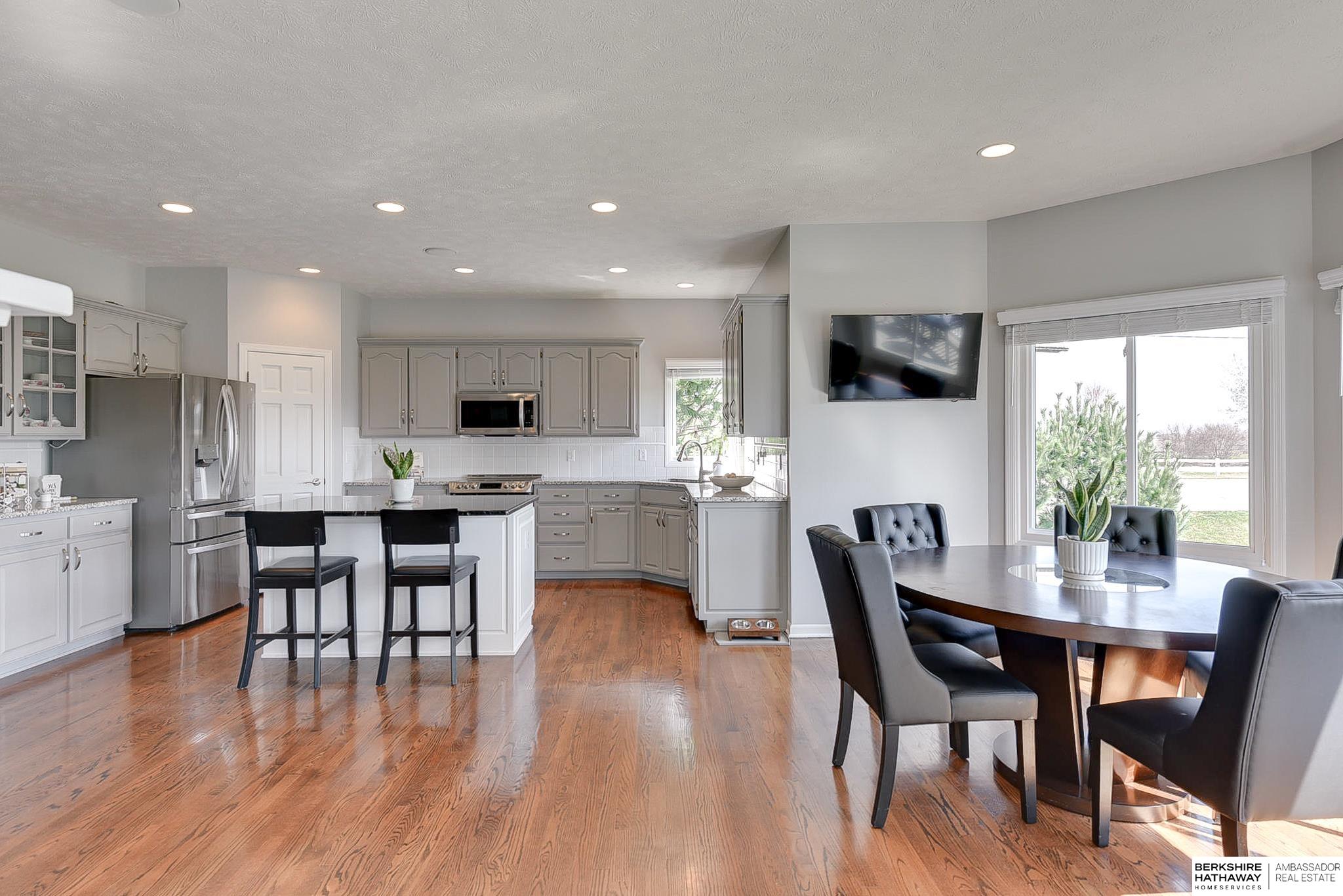 Omaha, Nebraska 68136, United States, 3 Bedrooms Bedrooms, ,3 BathroomsBathrooms,Residential,Active,98334