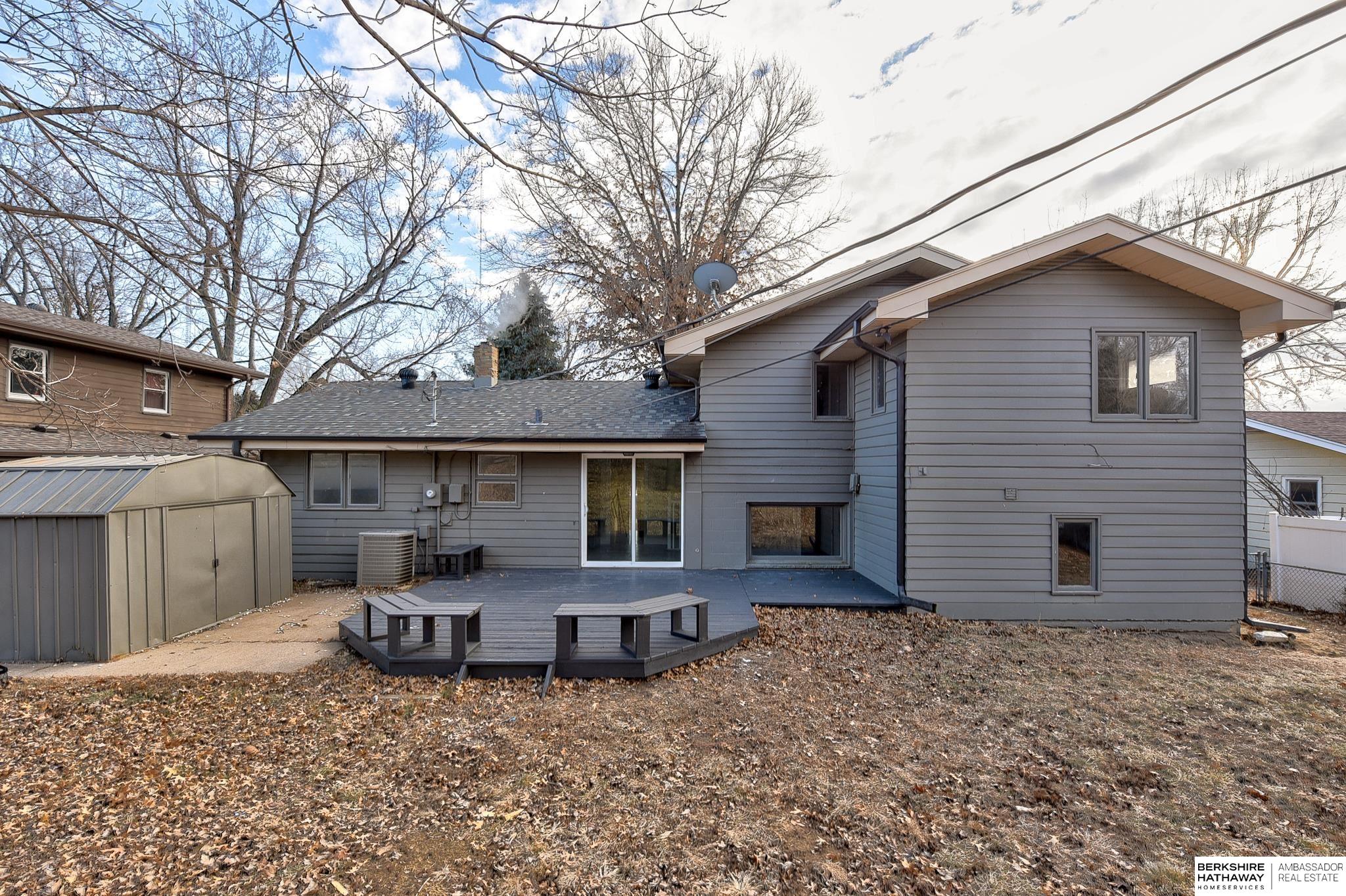 Omaha, Nebraska 68134, United States, 4 Bedrooms Bedrooms, ,3 BathroomsBathrooms,Residential,Pending,18602