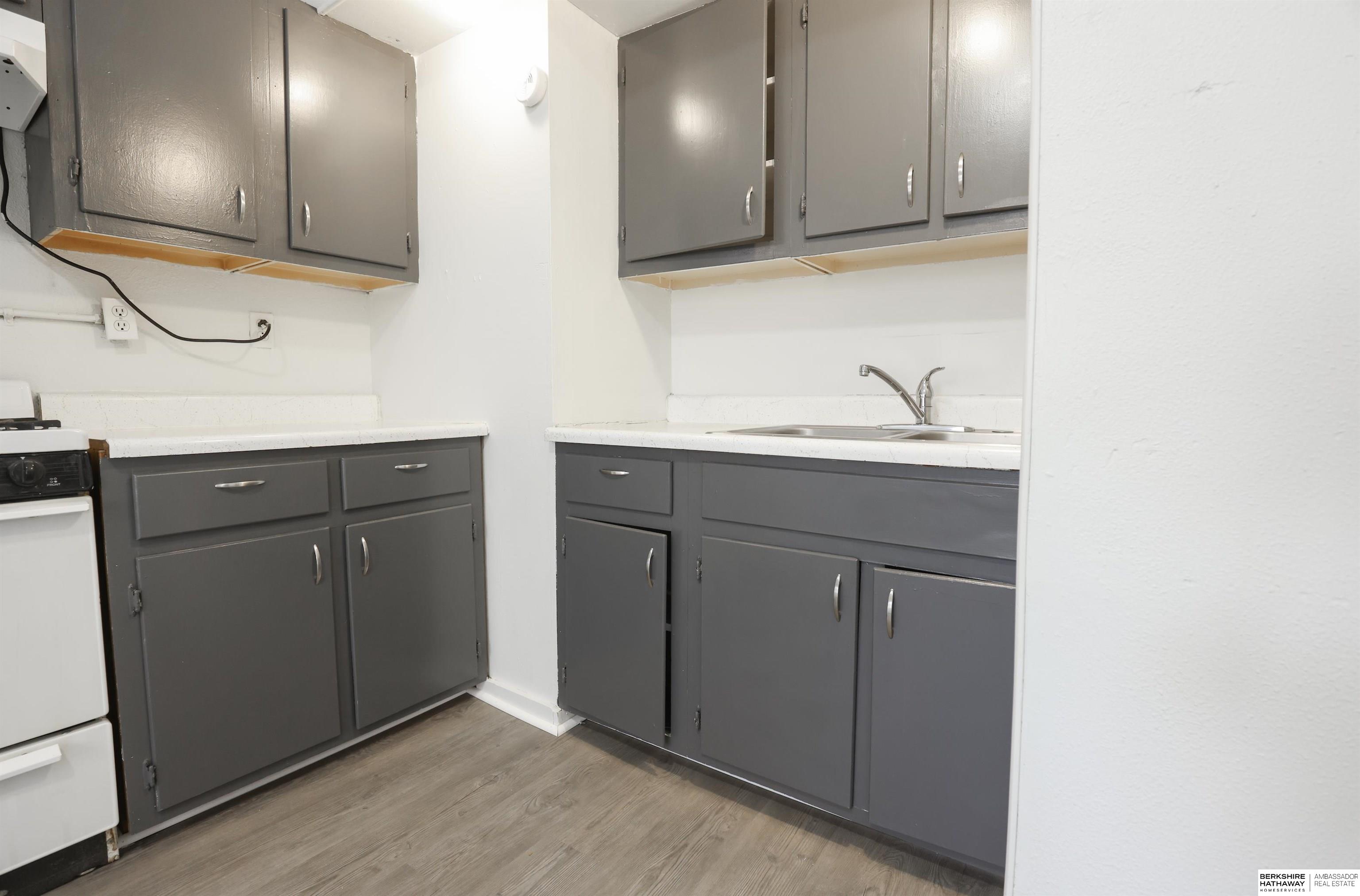 Omaha, Nebraska 68131, United States, 5 Bedrooms Bedrooms, ,5 BathroomsBathrooms,Residential,Active,4399