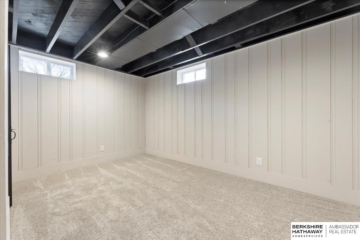 Elkhorn, Nebraska 68022, United States, 4 Bedrooms Bedrooms, ,3 BathroomsBathrooms,Residential,Active,98909