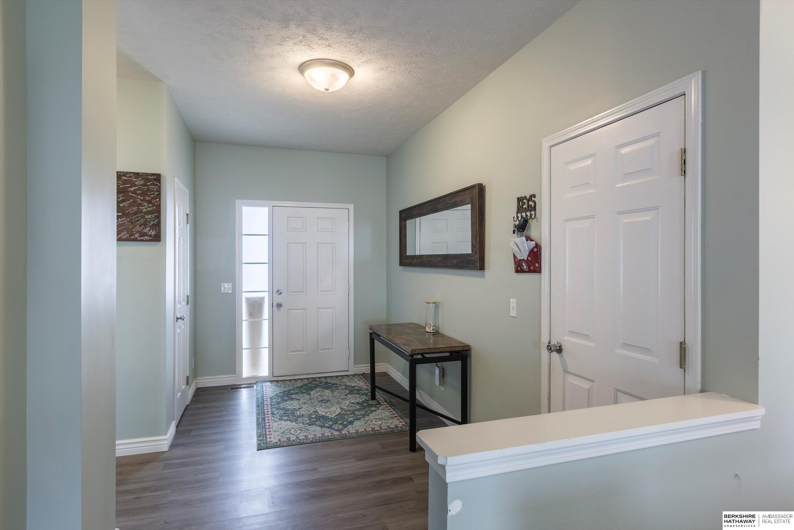 Omaha, Nebraska 68116, United States, 3 Bedrooms Bedrooms, ,3 BathroomsBathrooms,Residential,Active,95305