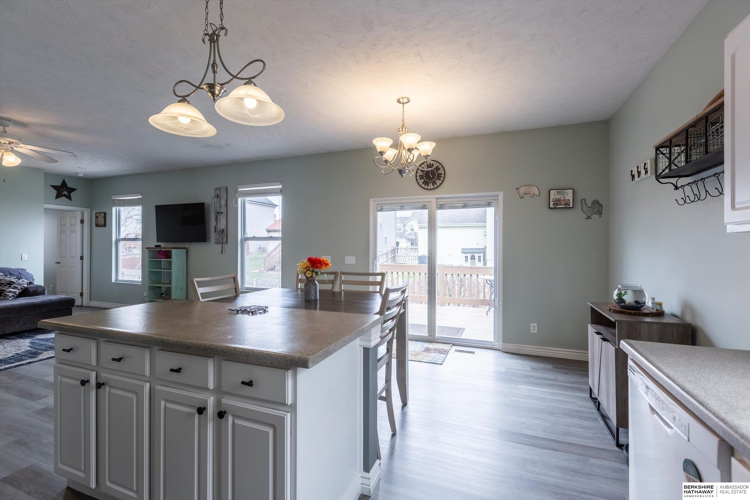 Omaha, Nebraska 68116, United States, 3 Bedrooms Bedrooms, ,3 BathroomsBathrooms,Residential,Active,95305