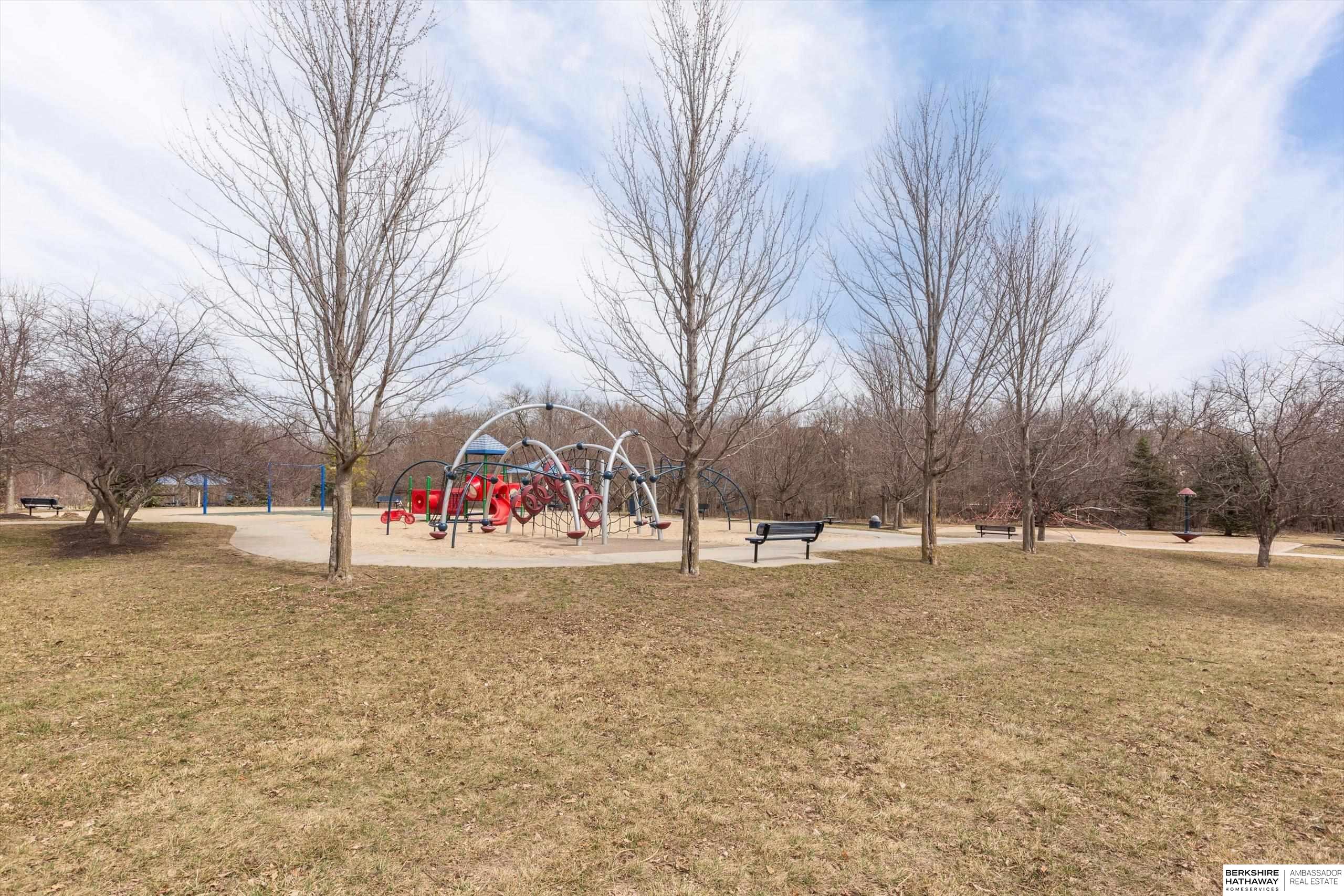 Omaha, Nebraska 68116, United States, 3 Bedrooms Bedrooms, ,3 BathroomsBathrooms,Residential,Active,95305