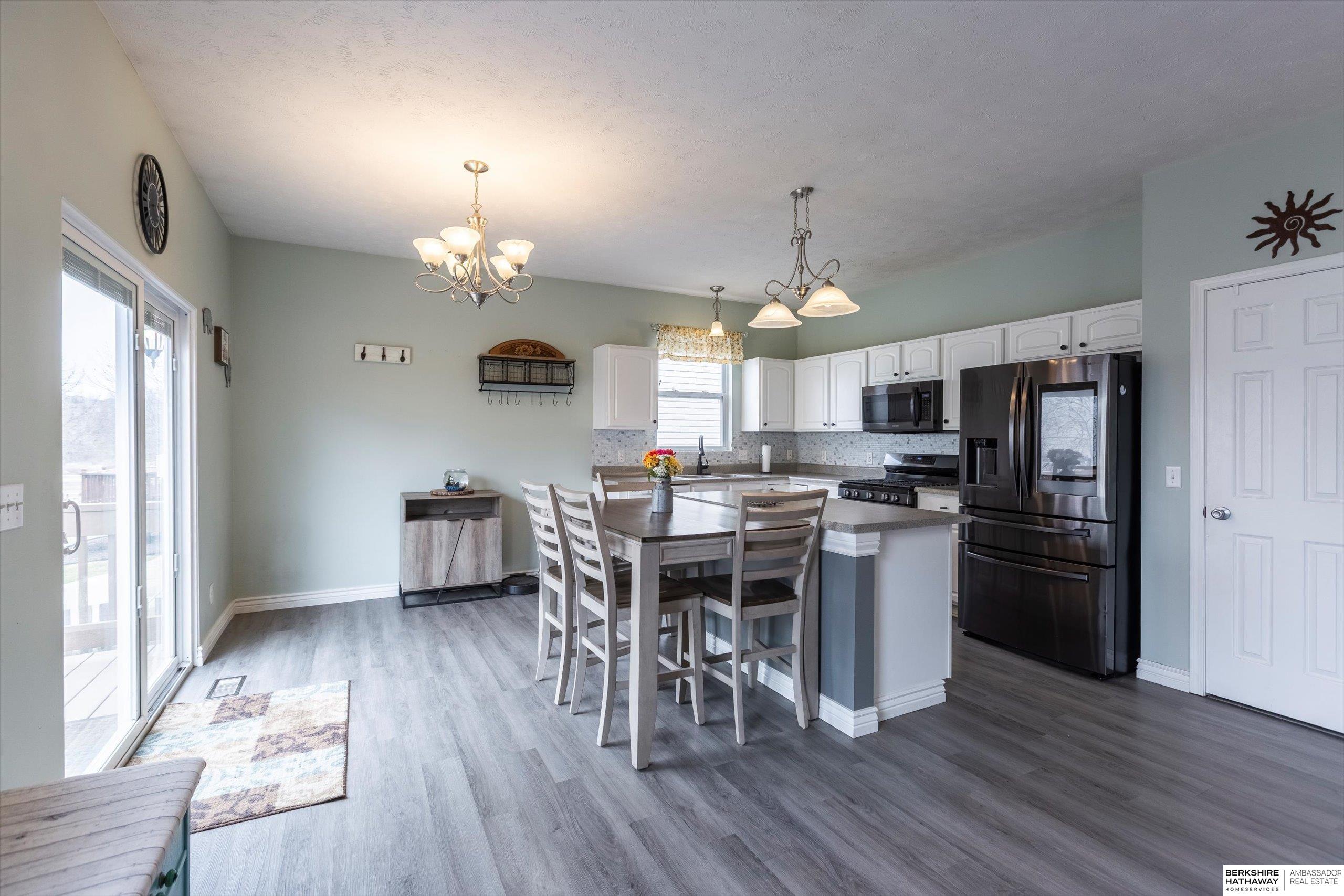 Omaha, Nebraska 68116, United States, 3 Bedrooms Bedrooms, ,3 BathroomsBathrooms,Residential,Active,95305