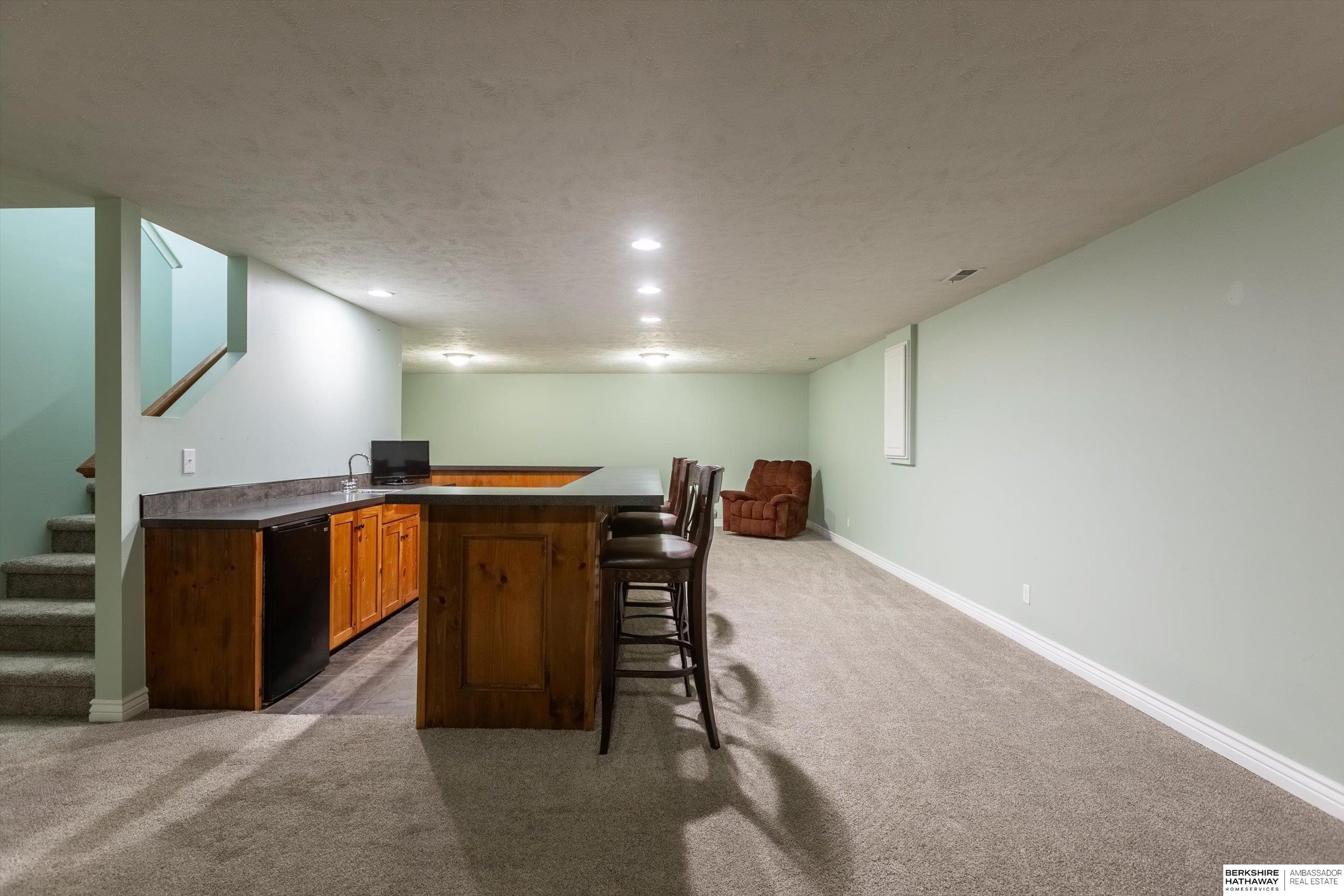 Omaha, Nebraska 68116, United States, 3 Bedrooms Bedrooms, ,3 BathroomsBathrooms,Residential,Active,95305