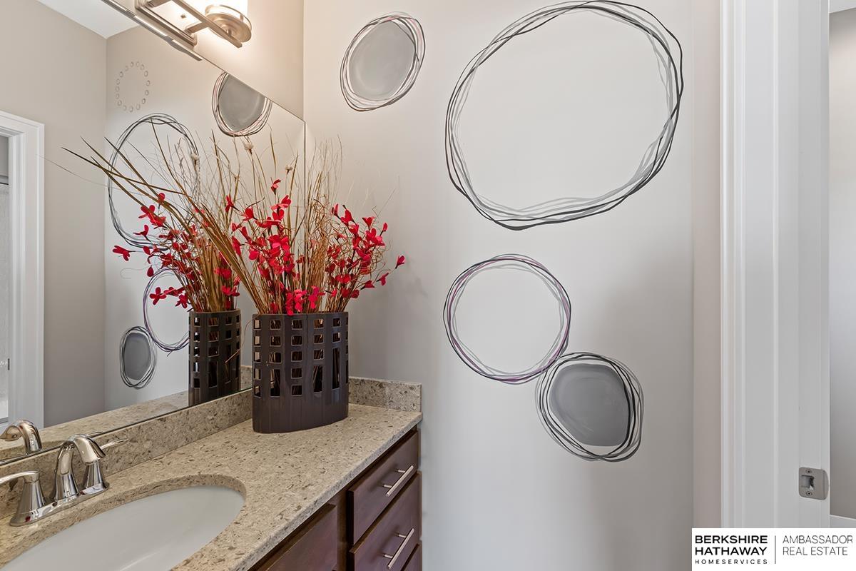 Elkhorn, Nebraska 68022, United States, 4 Bedrooms Bedrooms, ,4 BathroomsBathrooms,Residential,Pending,18723