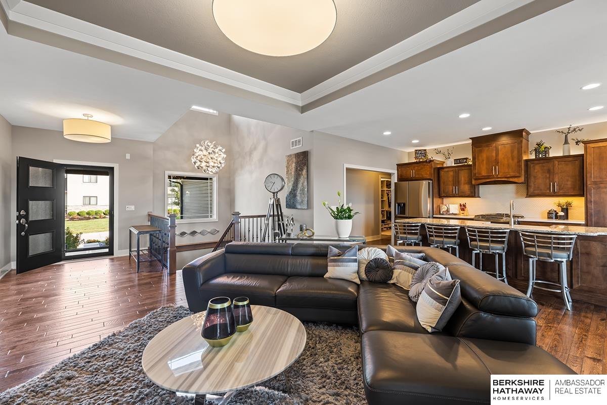 Elkhorn, Nebraska 68022, United States, 4 Bedrooms Bedrooms, ,4 BathroomsBathrooms,Residential,Pending,18723