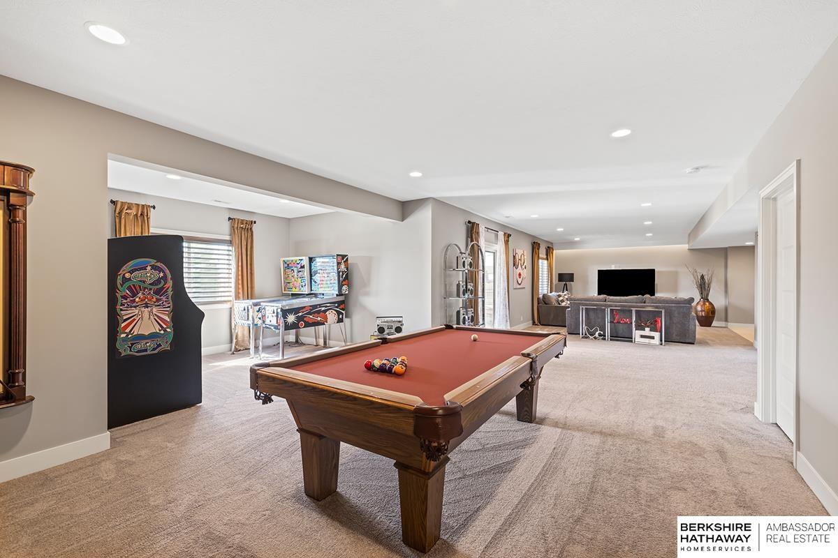 Elkhorn, Nebraska 68022, United States, 4 Bedrooms Bedrooms, ,4 BathroomsBathrooms,Residential,Pending,18723