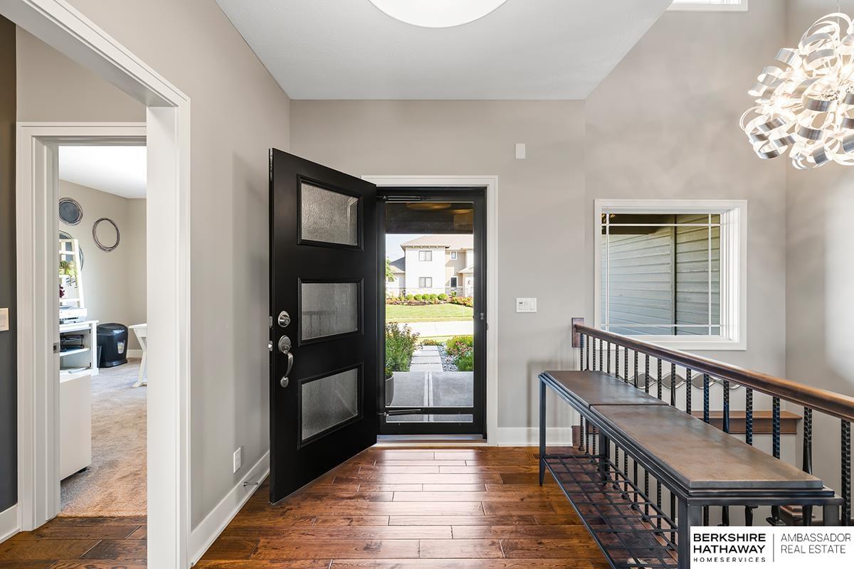 Elkhorn, Nebraska 68022, United States, 4 Bedrooms Bedrooms, ,4 BathroomsBathrooms,Residential,Pending,18723