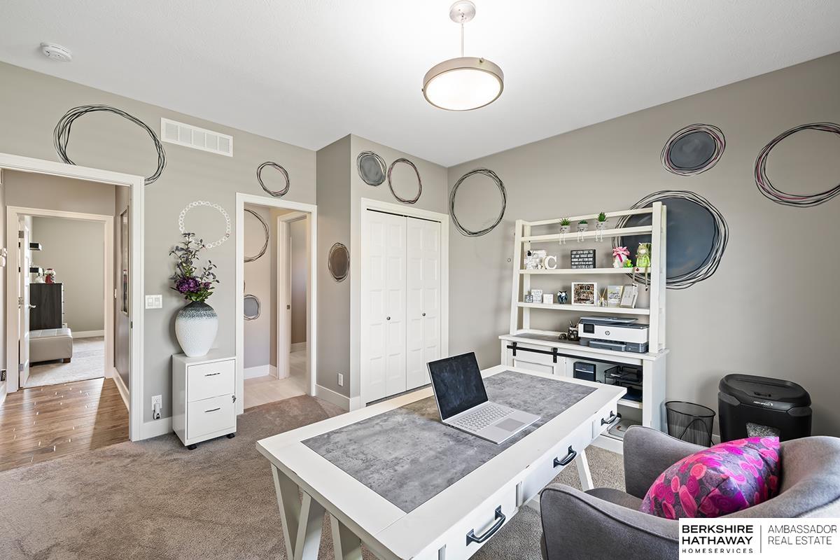 Elkhorn, Nebraska 68022, United States, 4 Bedrooms Bedrooms, ,4 BathroomsBathrooms,Residential,Pending,18723