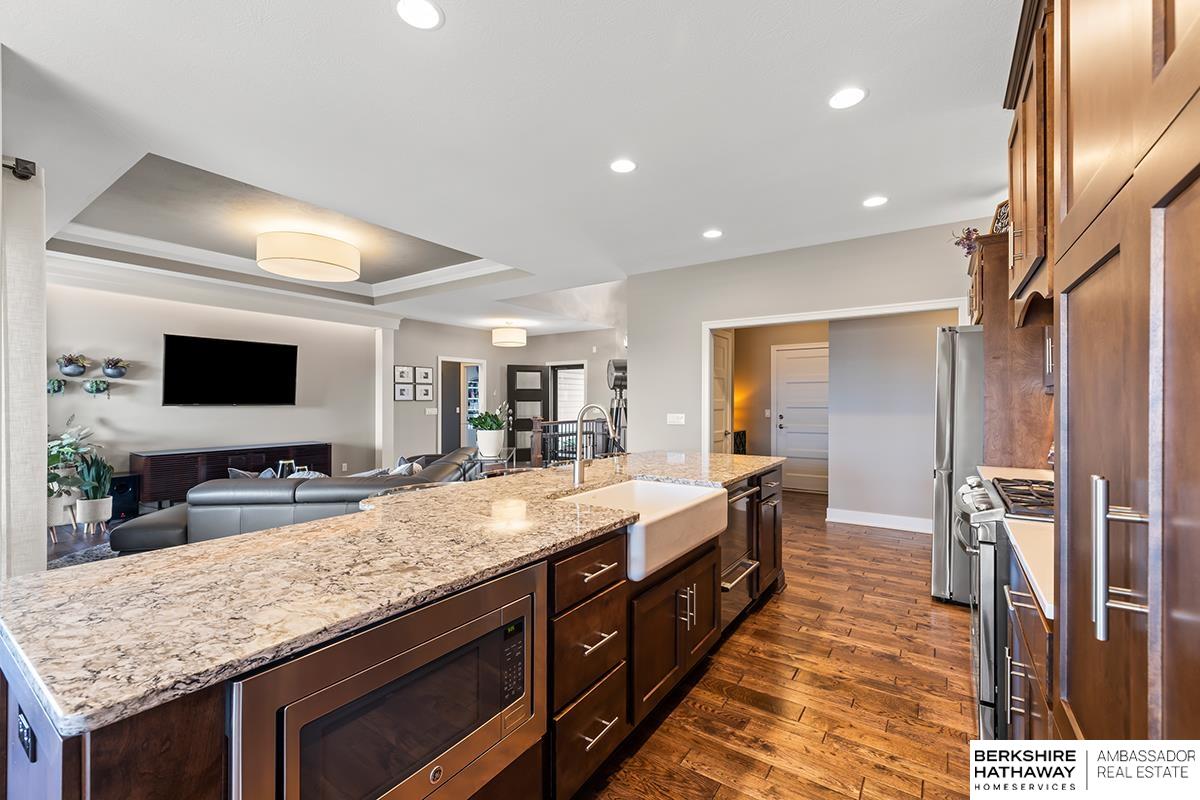 Elkhorn, Nebraska 68022, United States, 4 Bedrooms Bedrooms, ,4 BathroomsBathrooms,Residential,Pending,18723