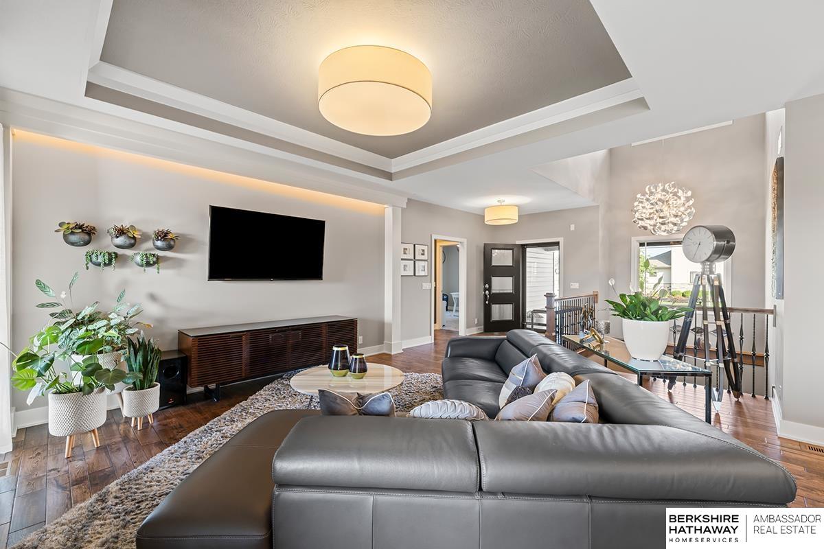 Elkhorn, Nebraska 68022, United States, 4 Bedrooms Bedrooms, ,4 BathroomsBathrooms,Residential,Pending,18723